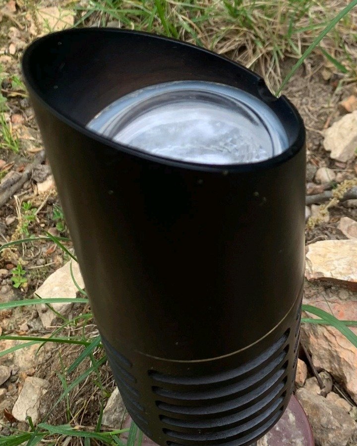 👀 After and Before 💡Dirty lenses can cloud your lighting experience - but we can fix that! 

Landscape lighting fixtures can become clouded and dirty, especially during the busy Spring and Fall landscaping season. 

😩Dust, pollen, and other airbor