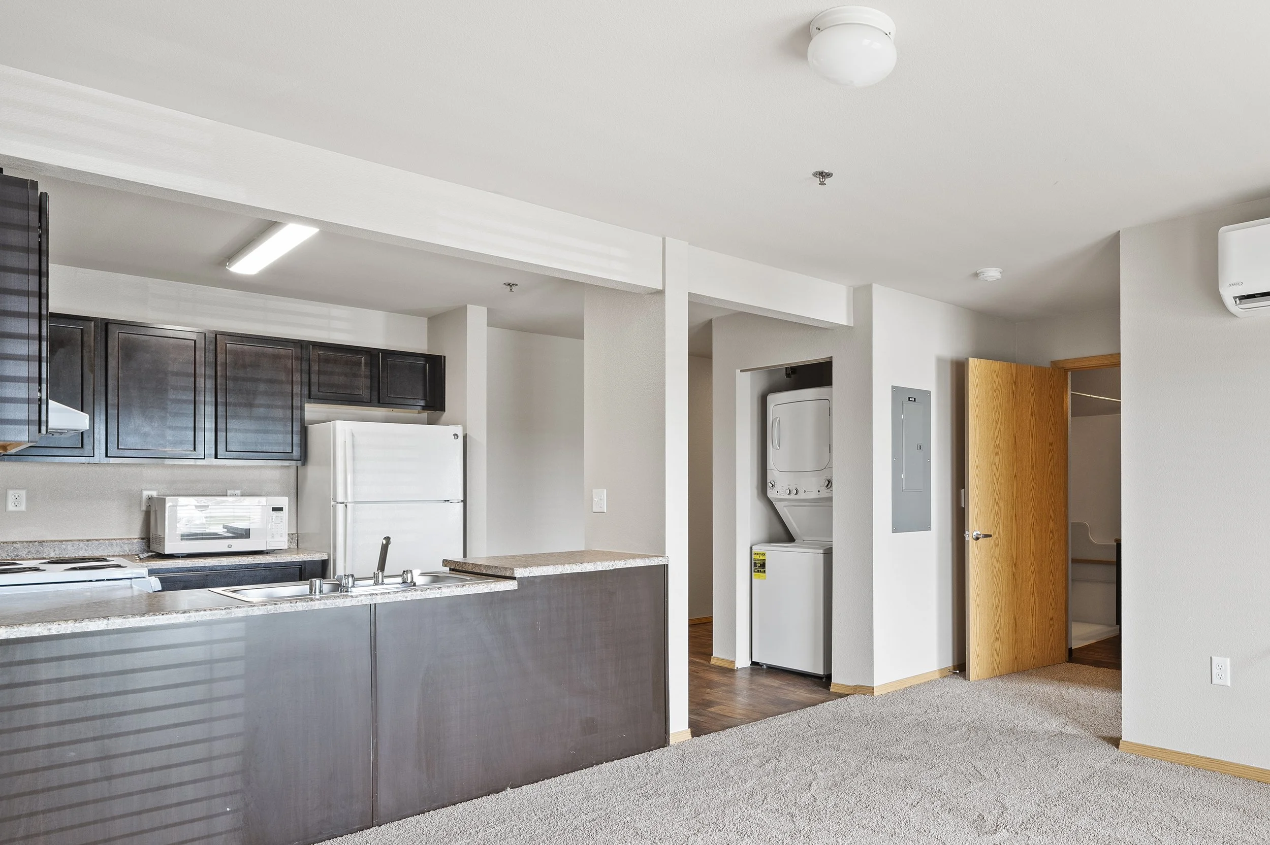 Brelsford Vineyard Apartments