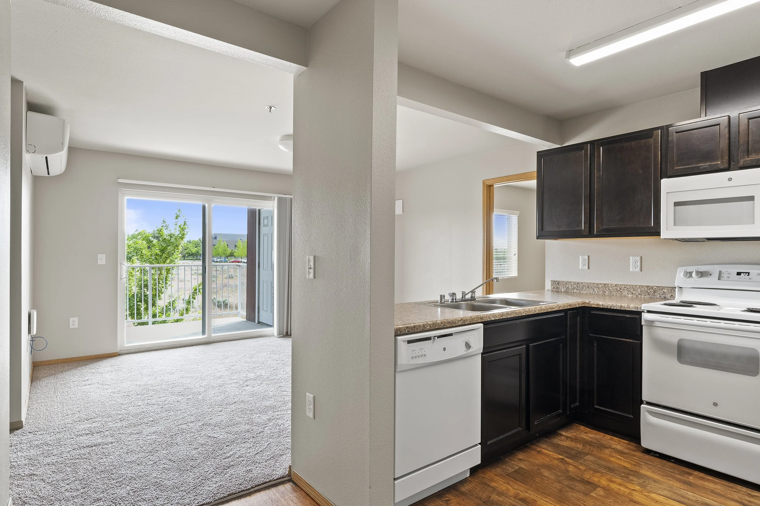 Brelsford Vineyard Apartments