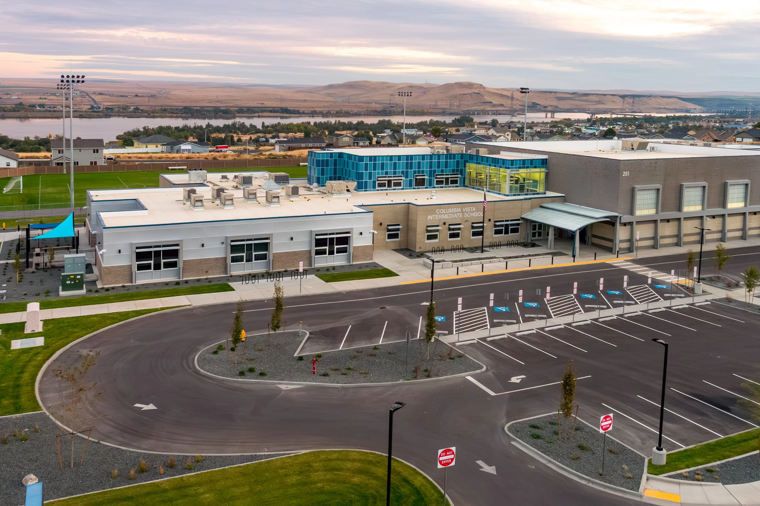 Columbia Vista Intermediate School