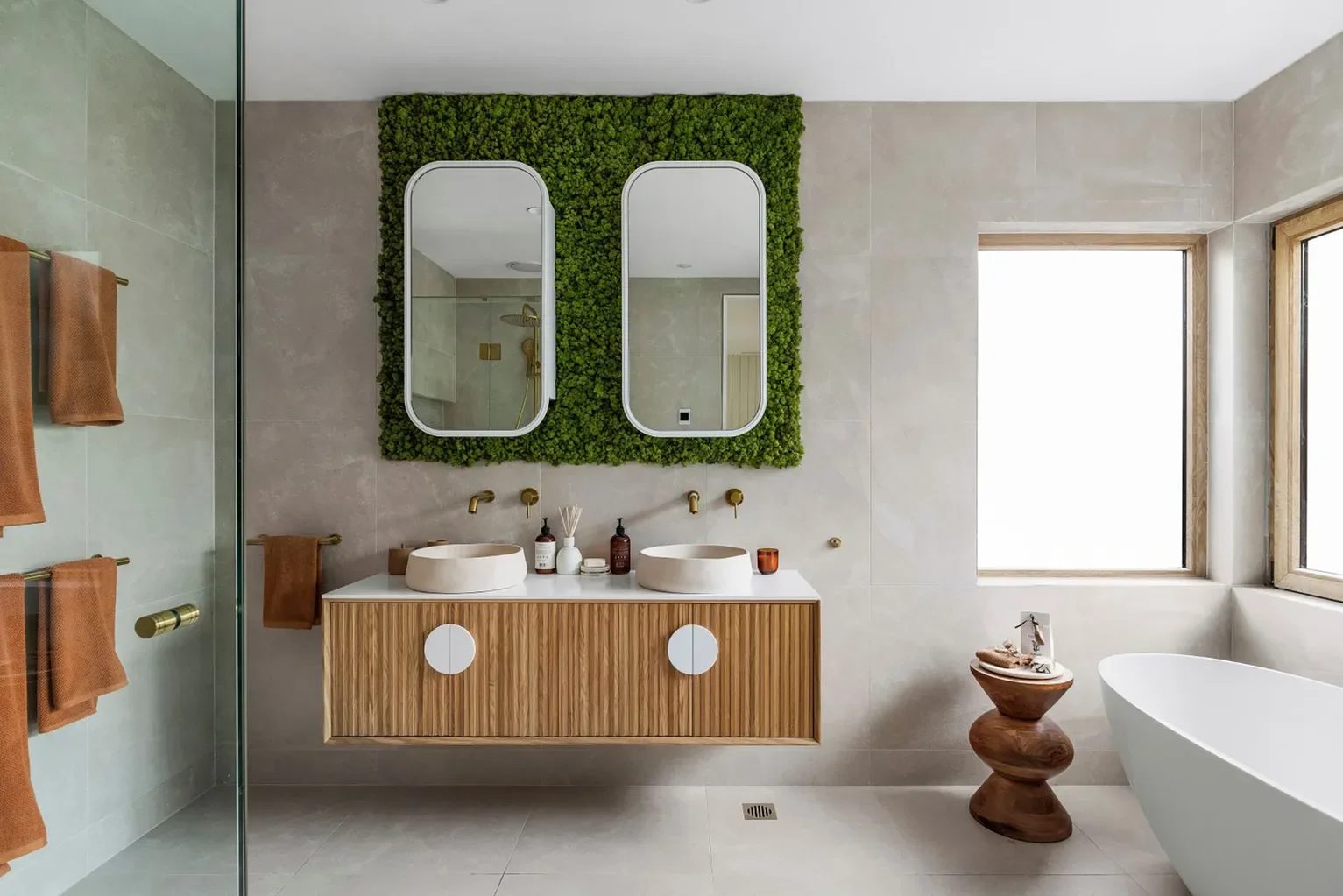 Modern bathroom with dual sinks_Premium Residential Builders Melbourne