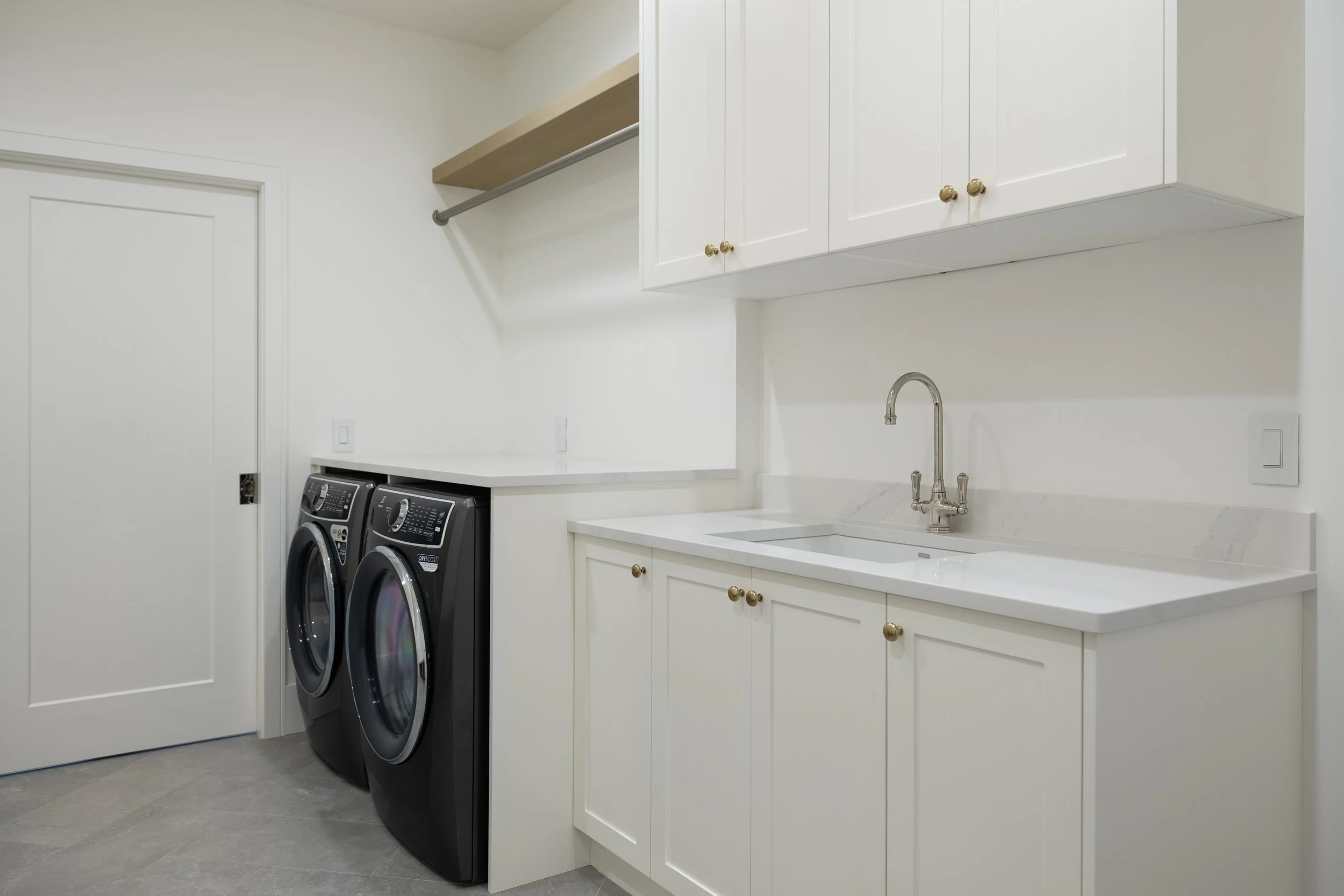 989 Montigny Road-33.jpg