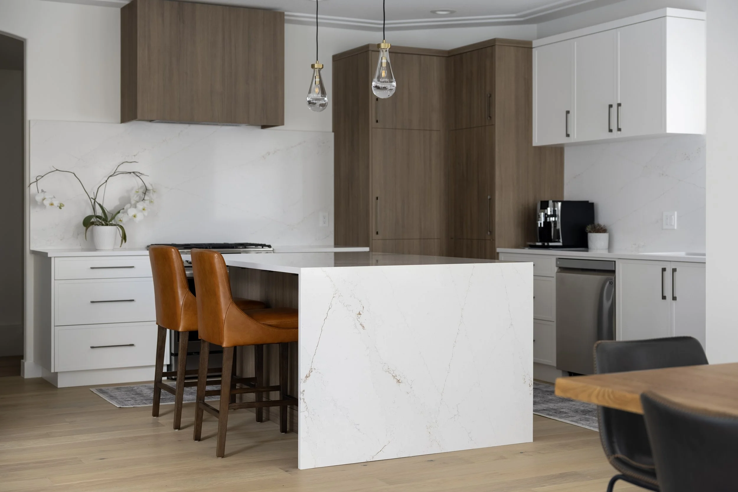 2102 Lillooet Court-18.jpg