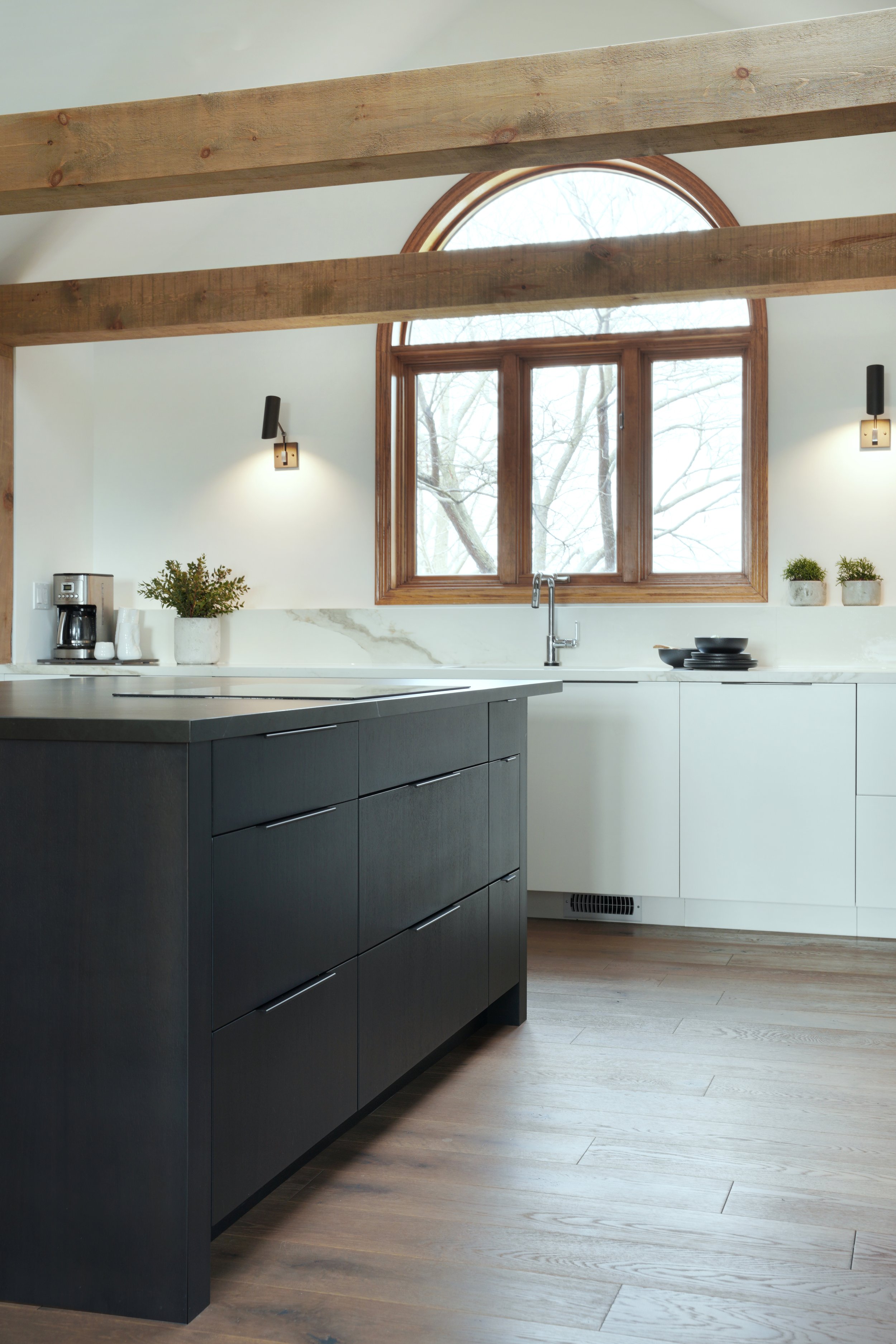 6166 Courtright Line Oil Springs 05.jpg