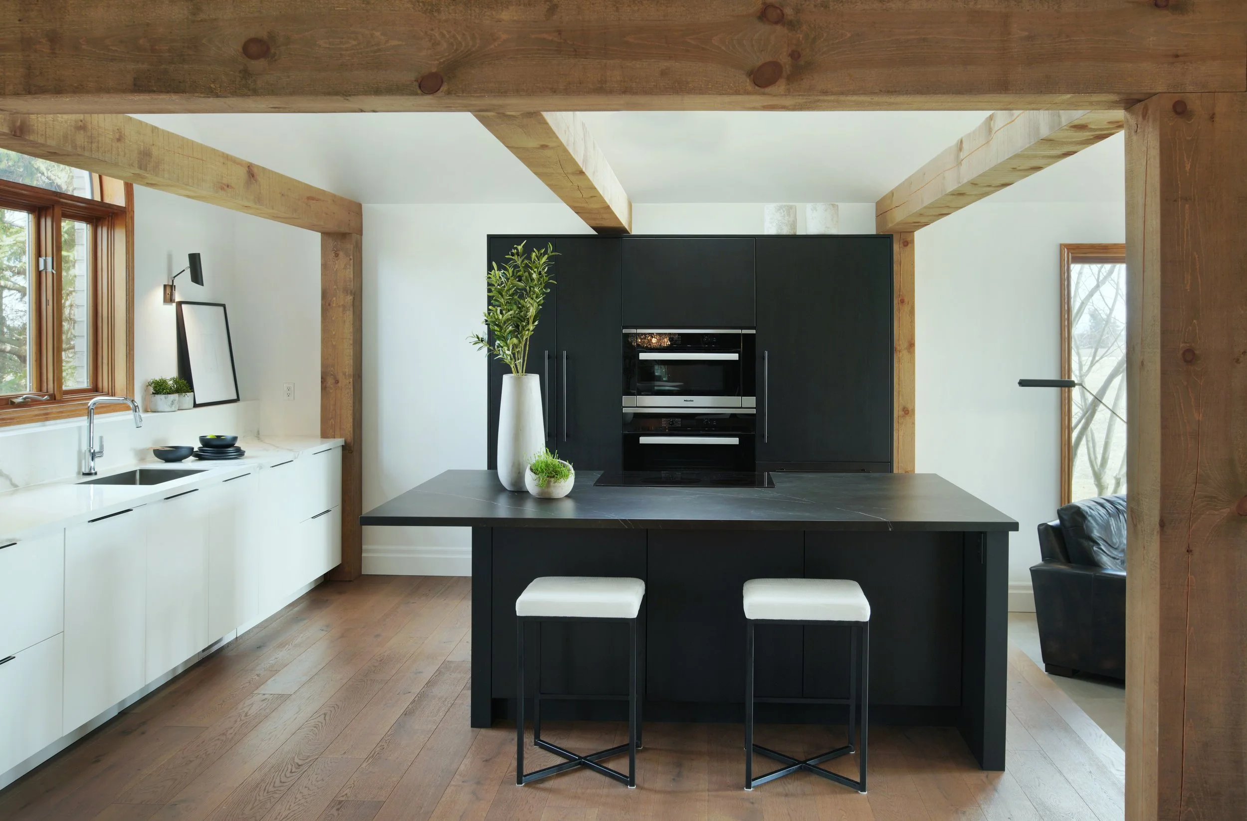 6166 Courtright Line Oil Springs 01.jpg