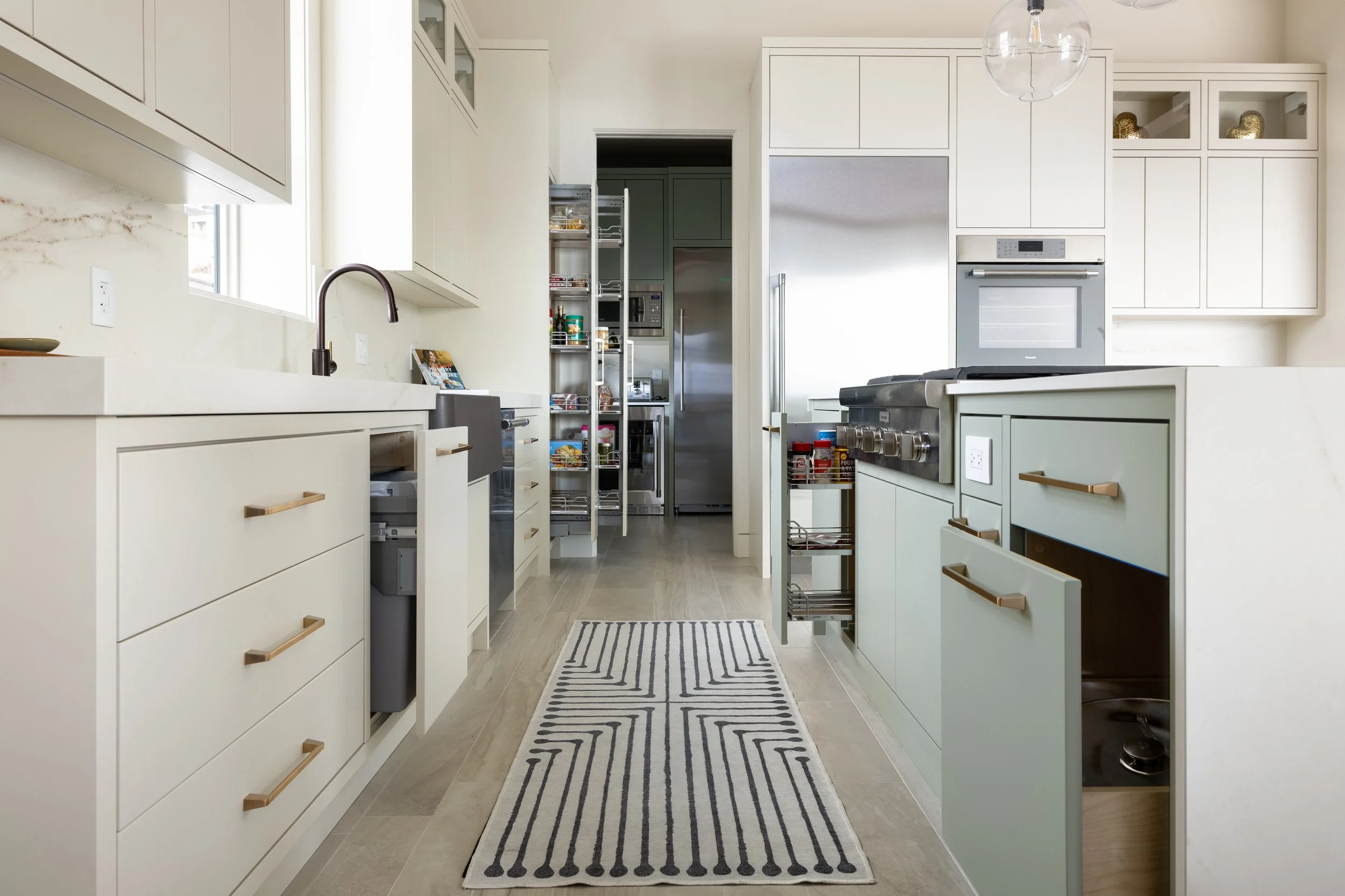 9842 Beacon Hill Dr-10.jpg