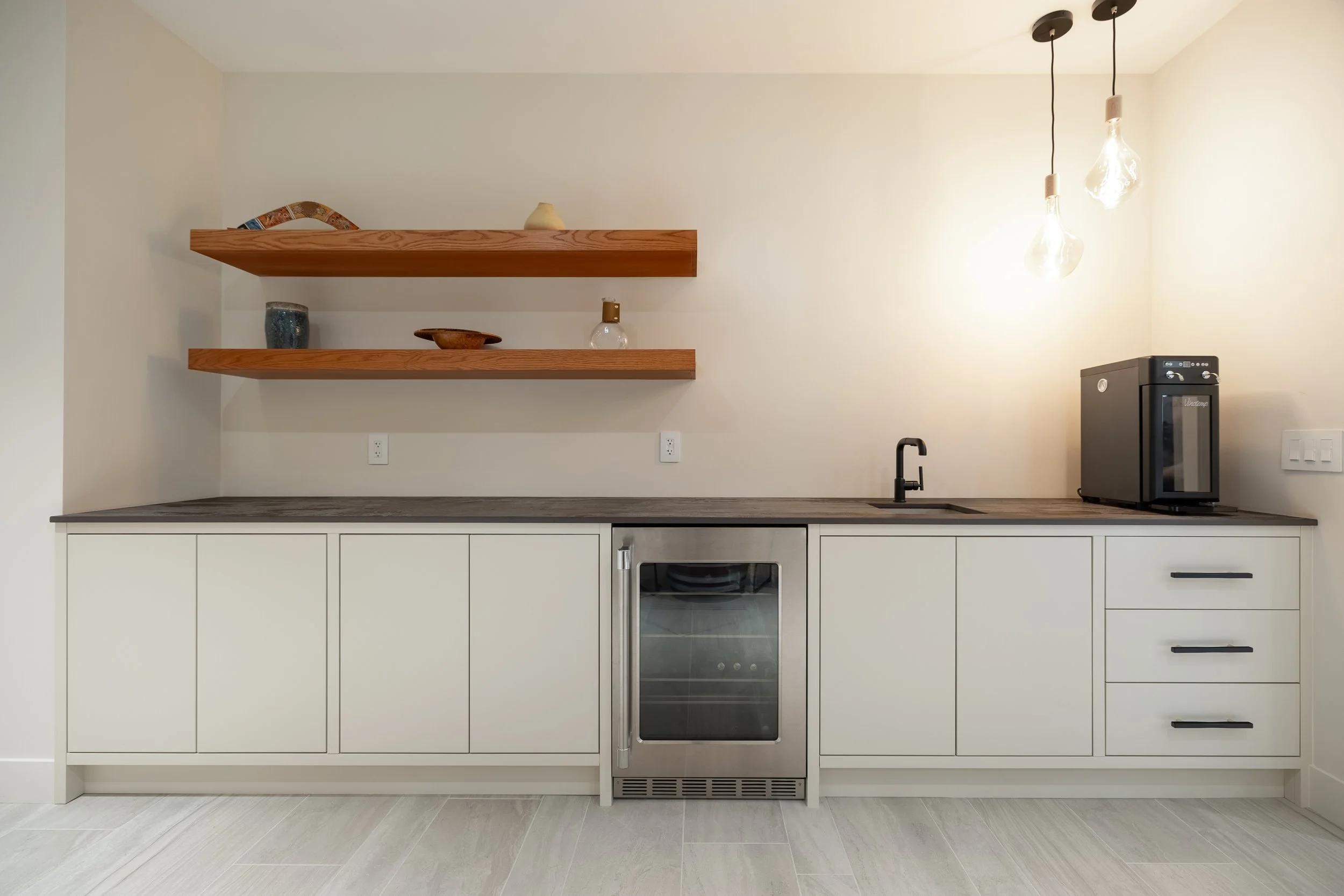 9842 Beacon Hill Dr-45.jpg