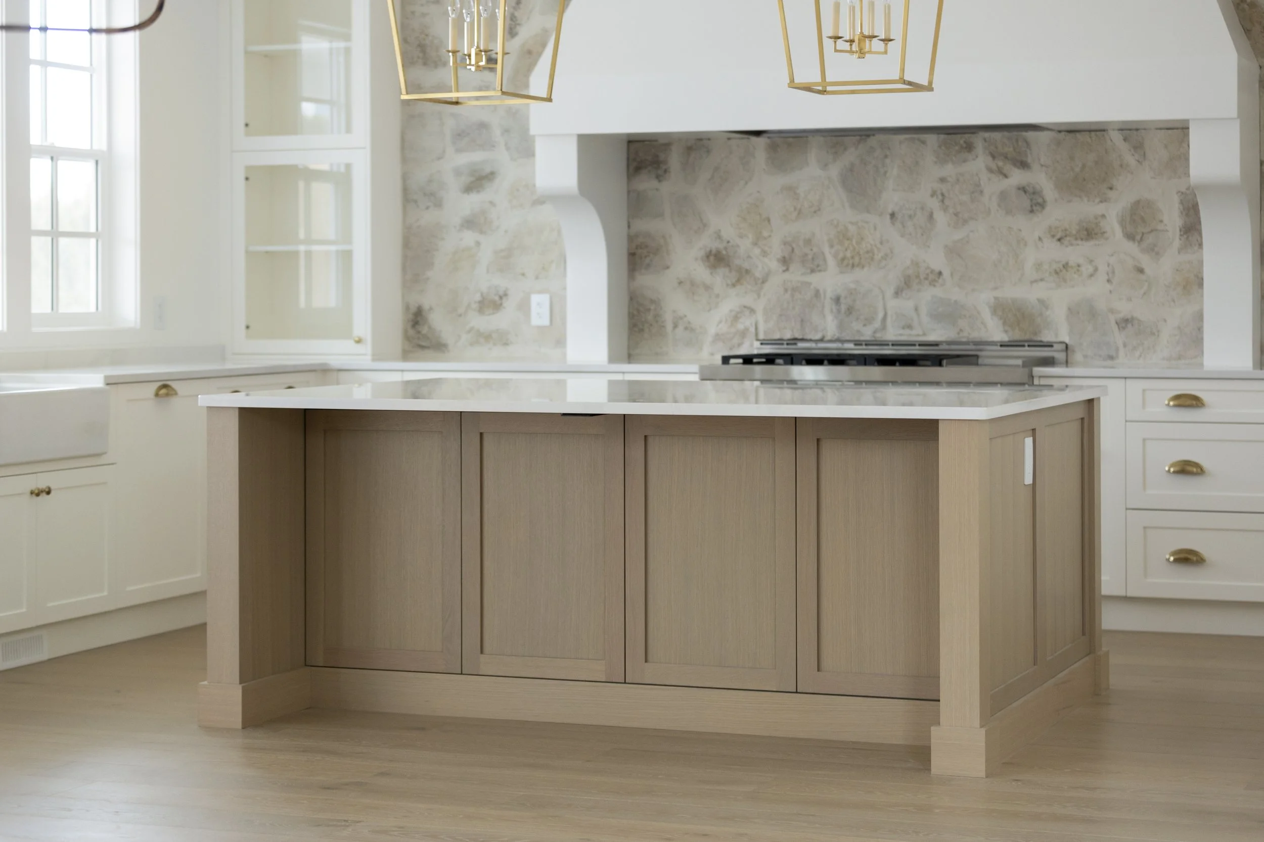 989 Montigny Road-17.jpg