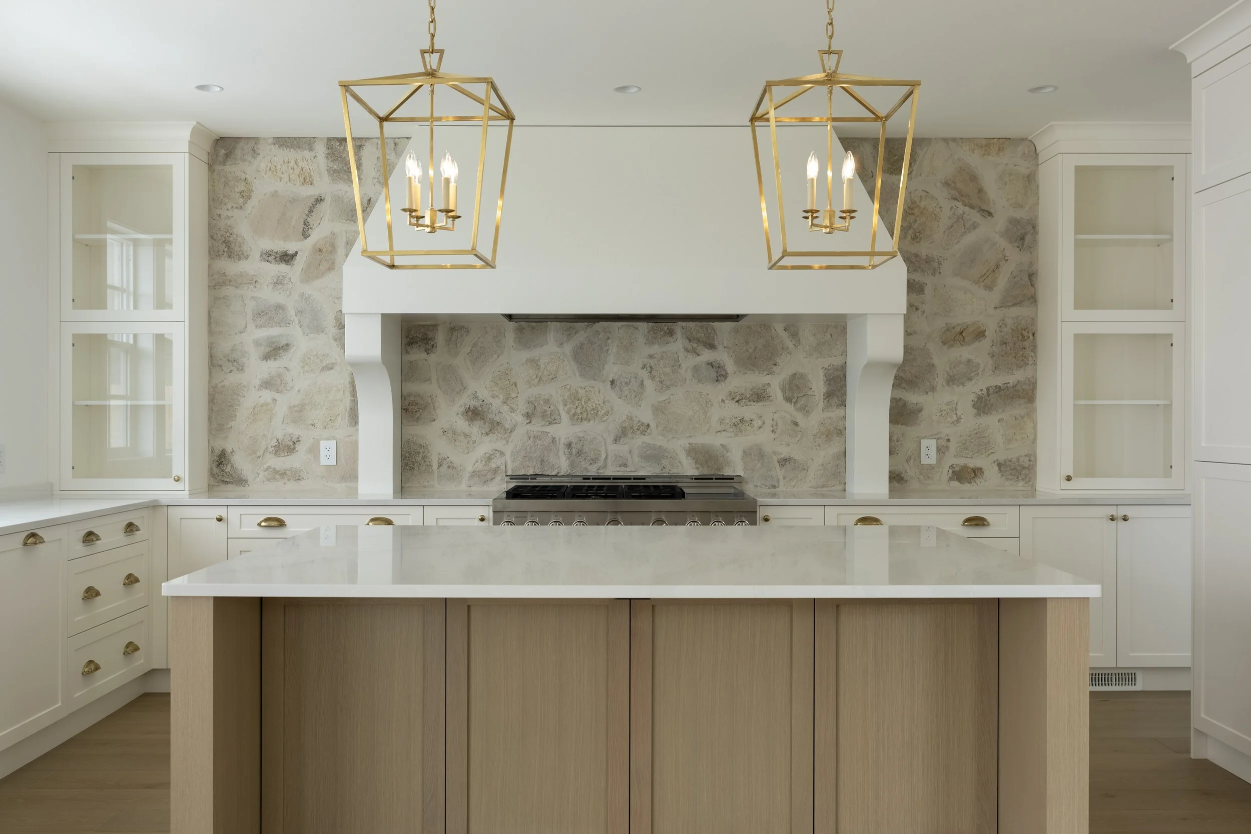 989 Montigny Road-3.jpg