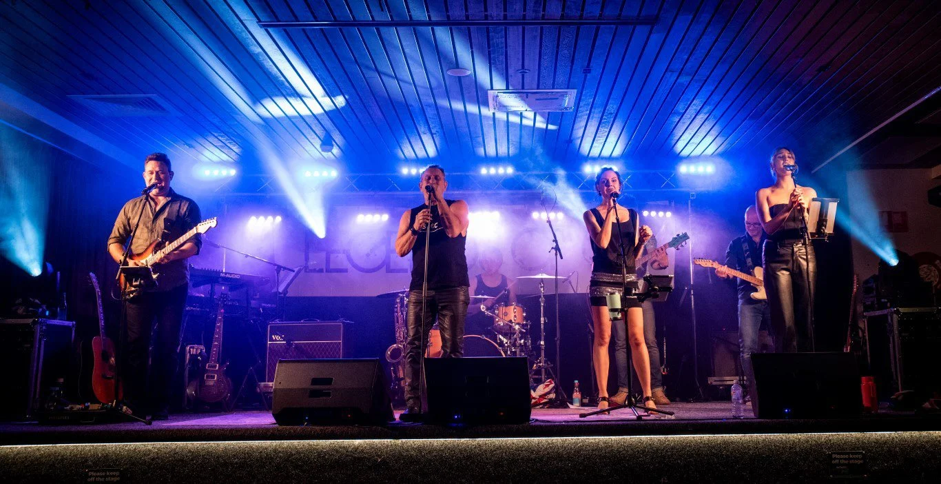 live &amp; free - legends of oz 