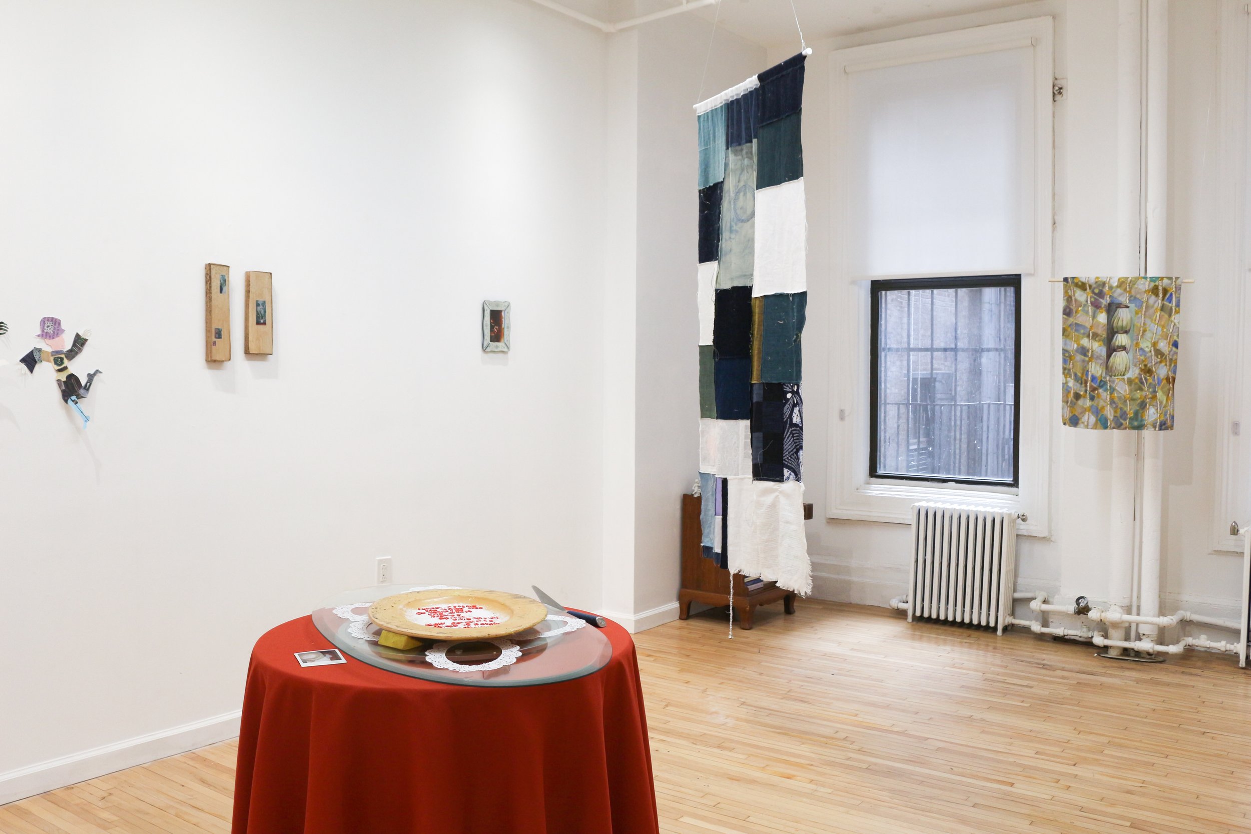 Review: 12 Artists at Accent Sisters