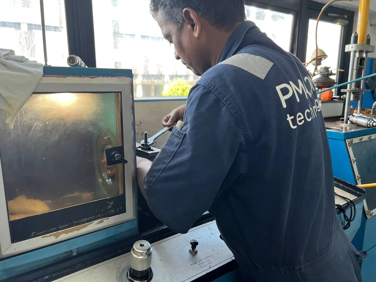 Fuel Injector Equipment PMAX One Technologies