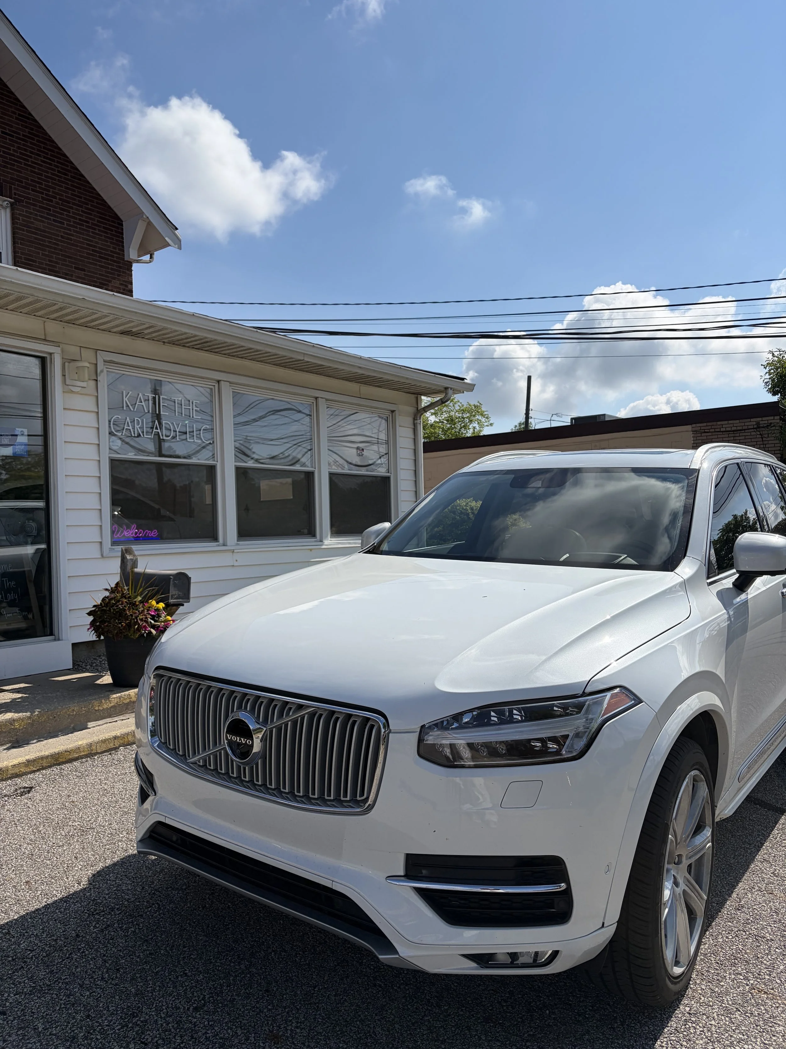 2018-VXC-White-Photo5.jpeg