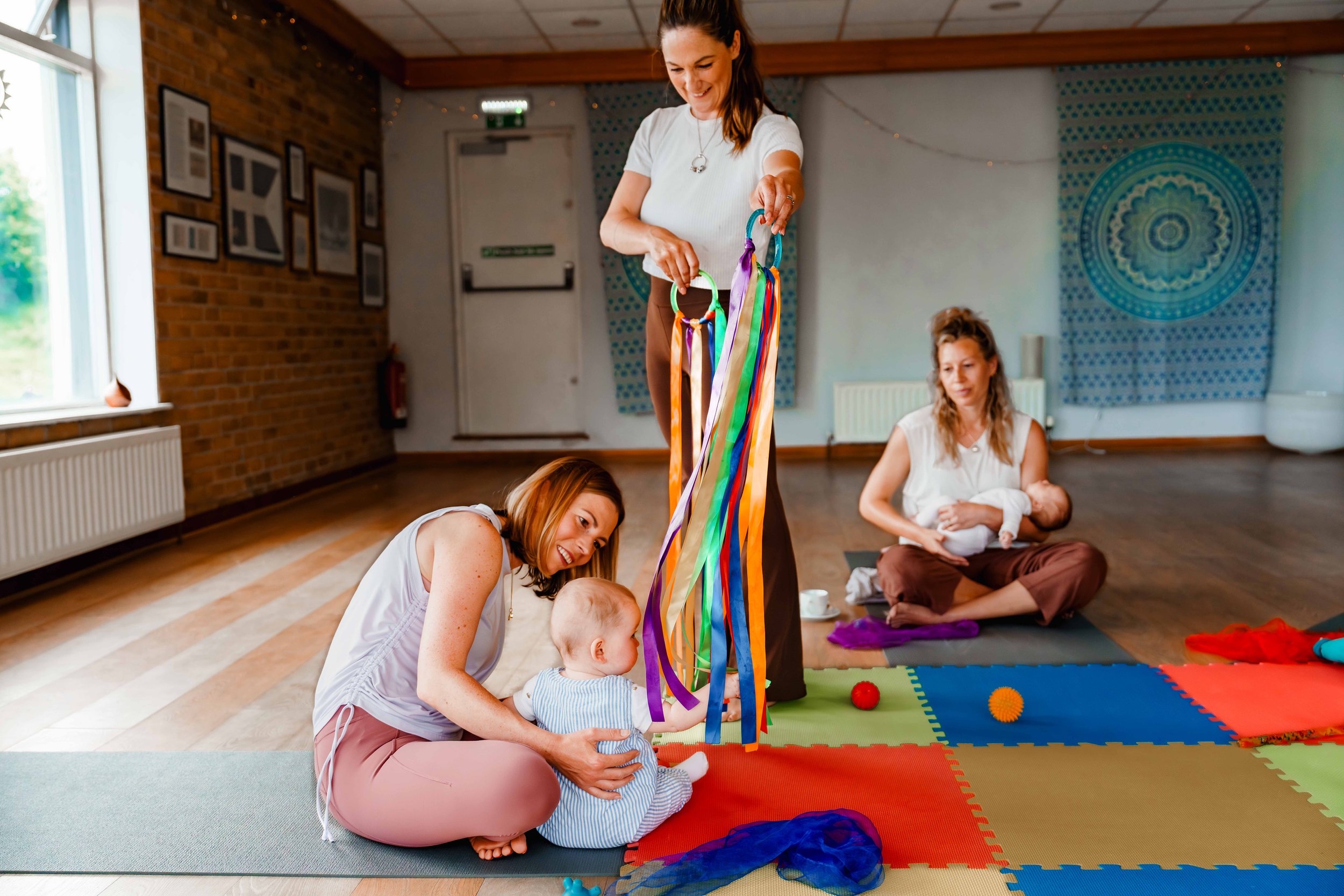 72dpi_DSC05826_JasmineYoga_EmmaSolomonPhotography.jpg
