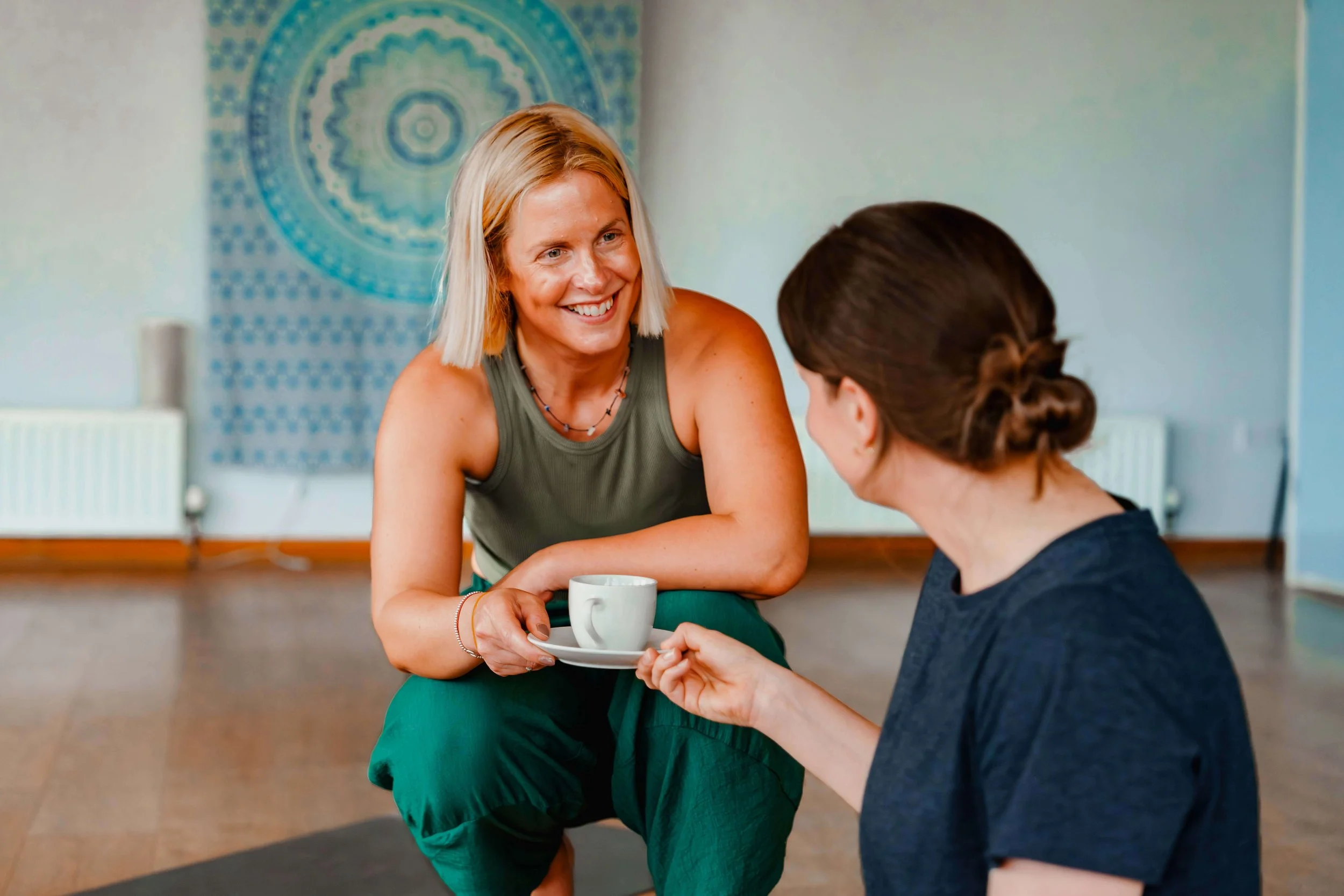 72dpi_DSC05833_JasmineYoga_EmmaSolomonPhotography.jpg