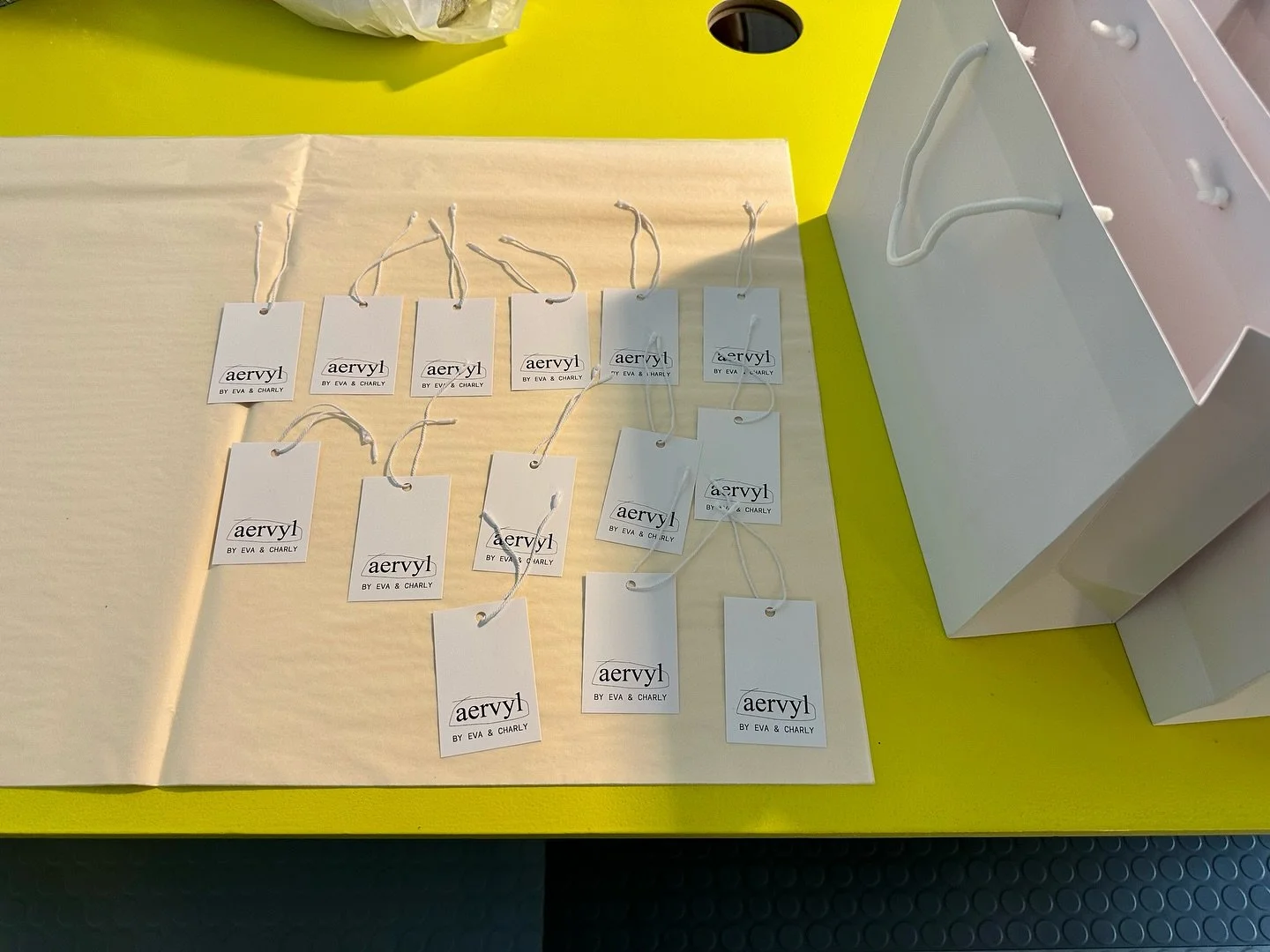Pop Up Recap @studiopaulundtoni I If you want to see and feel aervyl in real life 🫳🏼🪩👜 We know many of you are based in Spain, we&rsquo;d love to bring aervyl there one day too.🌞 Hugs, Evi &amp; Charly💌