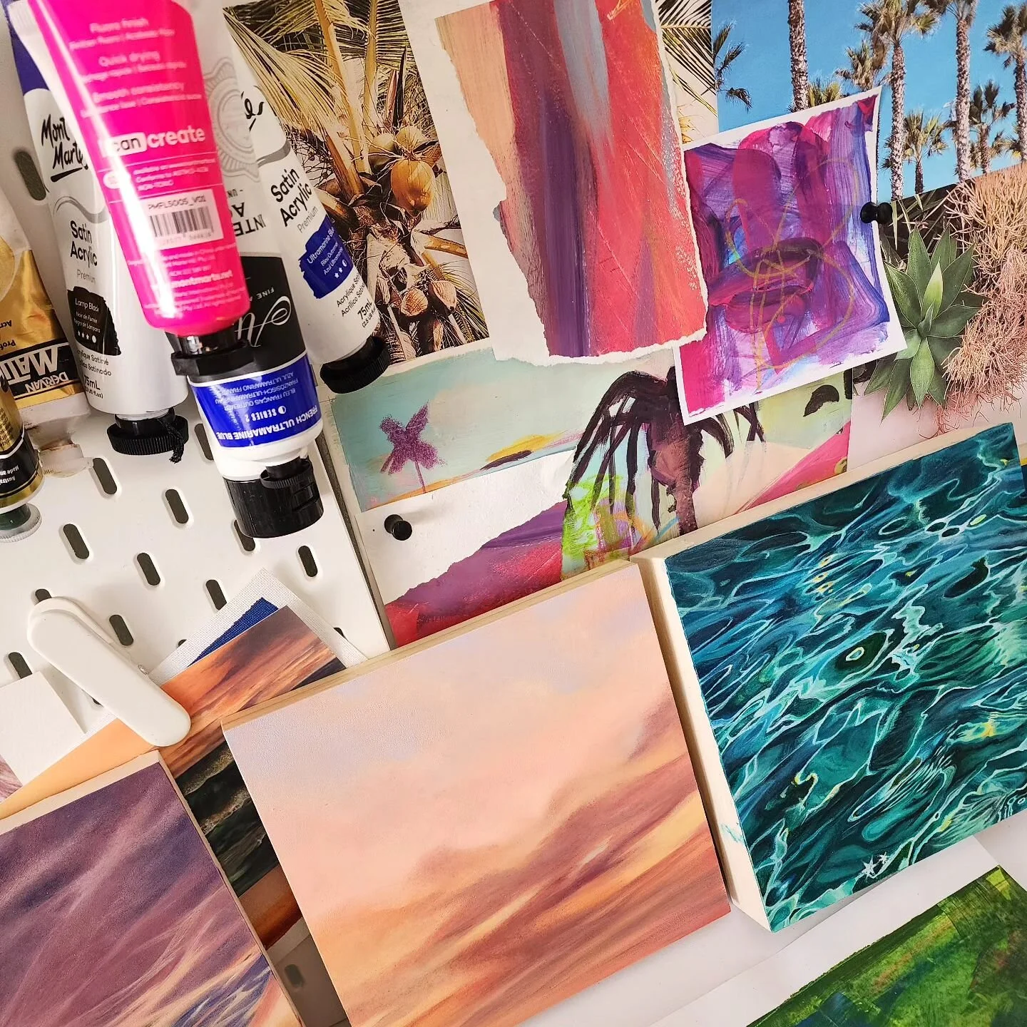Sunshine, warm weather and holiday vibes are inspiring me to get into my studio today 🌞💖🏝

#artvibes #perthartist #vibrantcolour #garagestudio #acrylicartwork #bringonsummer