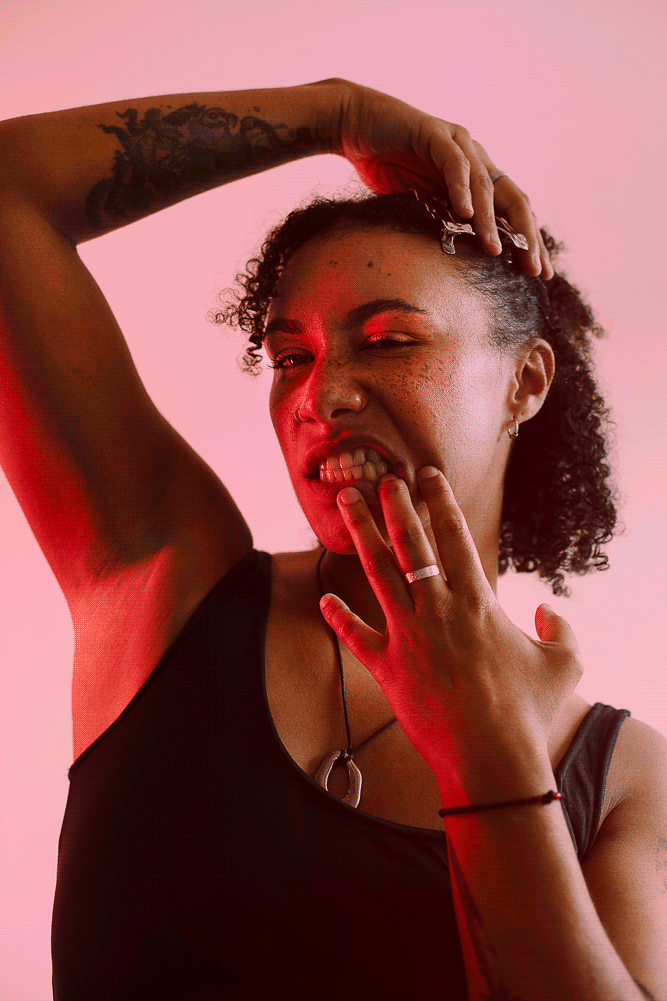 Paff-Evara-Model-Portrait-Photography_Movement.gif