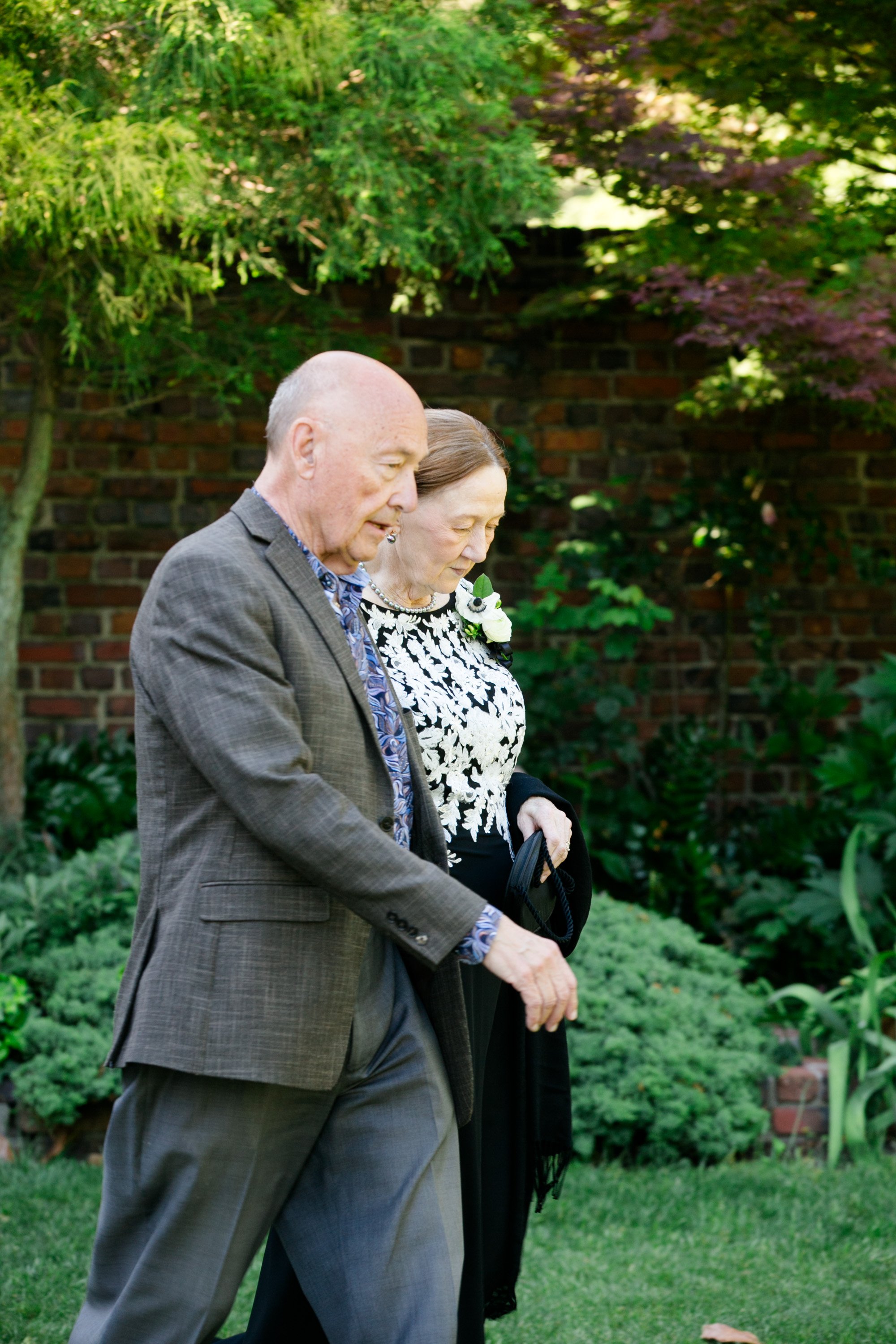 ©RachelGomez-EmGarrett-Ceremony-1015.jpg