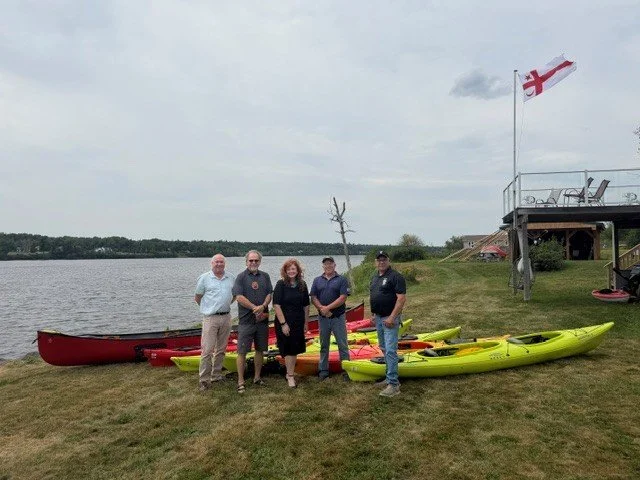 City of Miramichi Donates Kayaks and Canoe to Natoaganeg First Nation and Gitpo Spirit Lodge