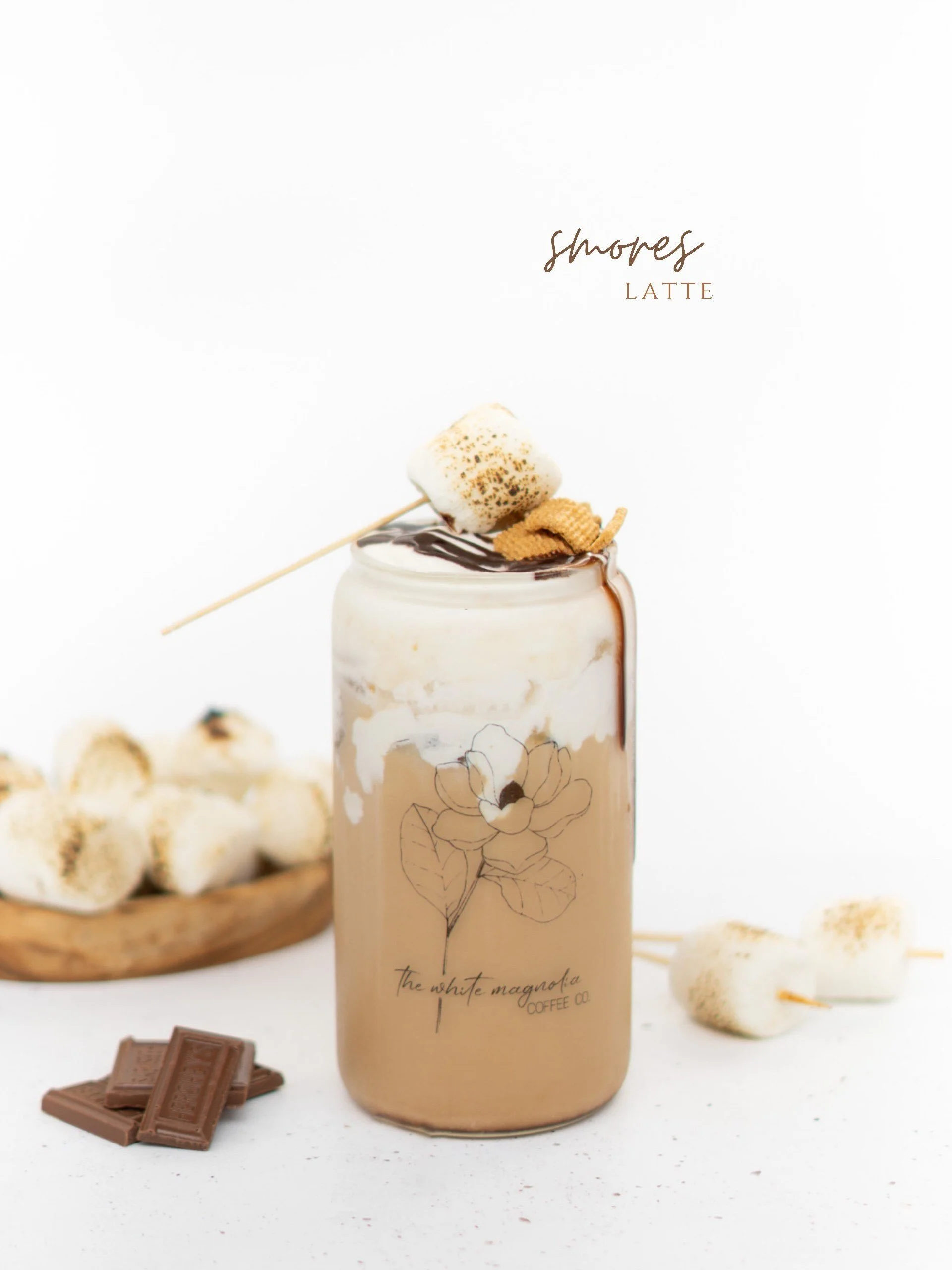 🍫🪵🔥 Celebrate the last month of summer with this cozy, fireside favorite. Creamy chocolate and golden toasted marshmallow come together for all the s&rsquo;mores vibes, then it&rsquo;s topped with a swirl of sweet cream, honey grahams, and a perfe
