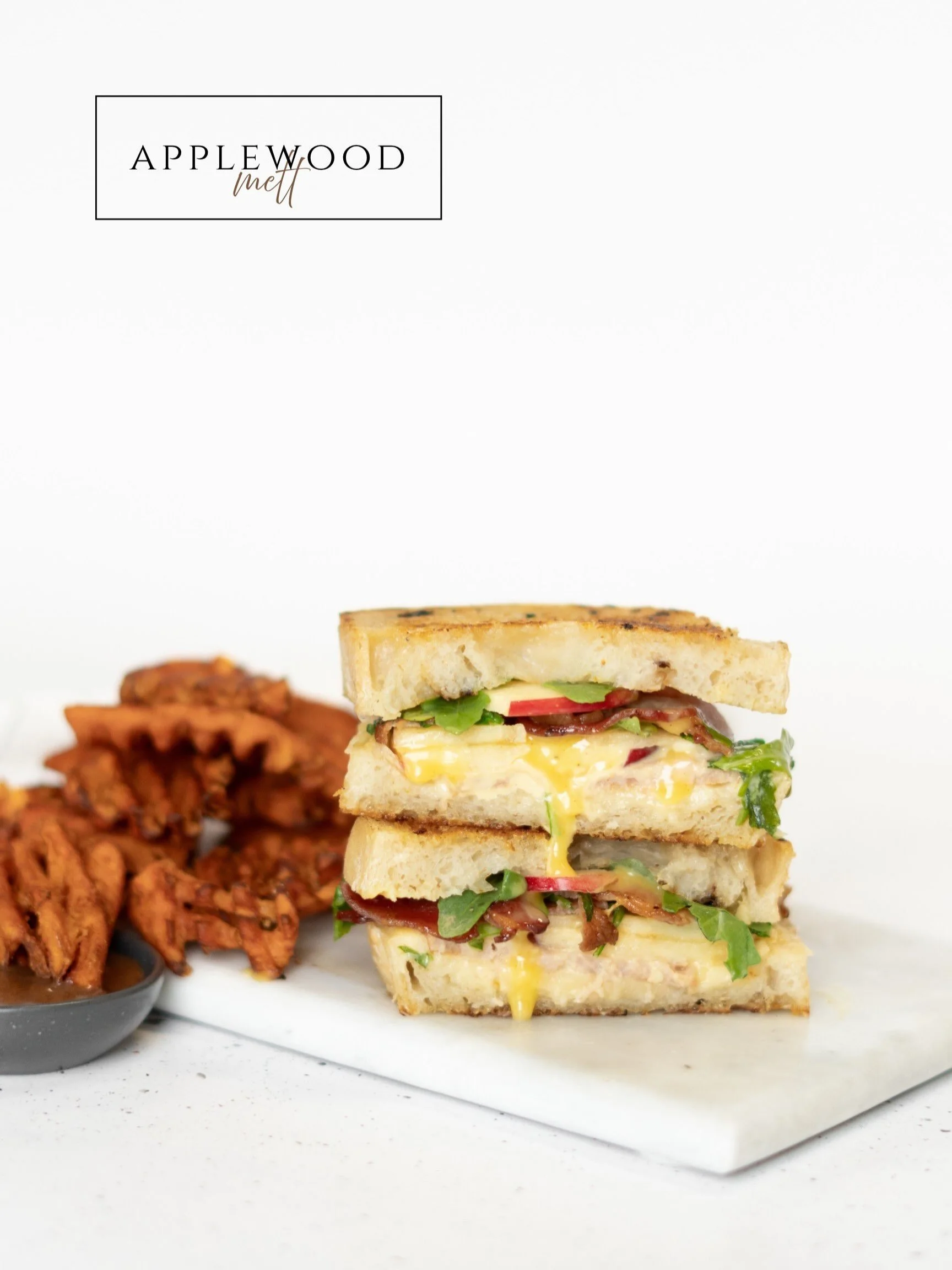 Crisp apple slices, savory turkey, crispy bacon, creamy Havarti, and fresh arugula are piled onto hearty sourdough and finished with a drizzle of honey mustard. It&rsquo;s got the sweet, the savory, the crunch, and all the cozy fall flavors you could