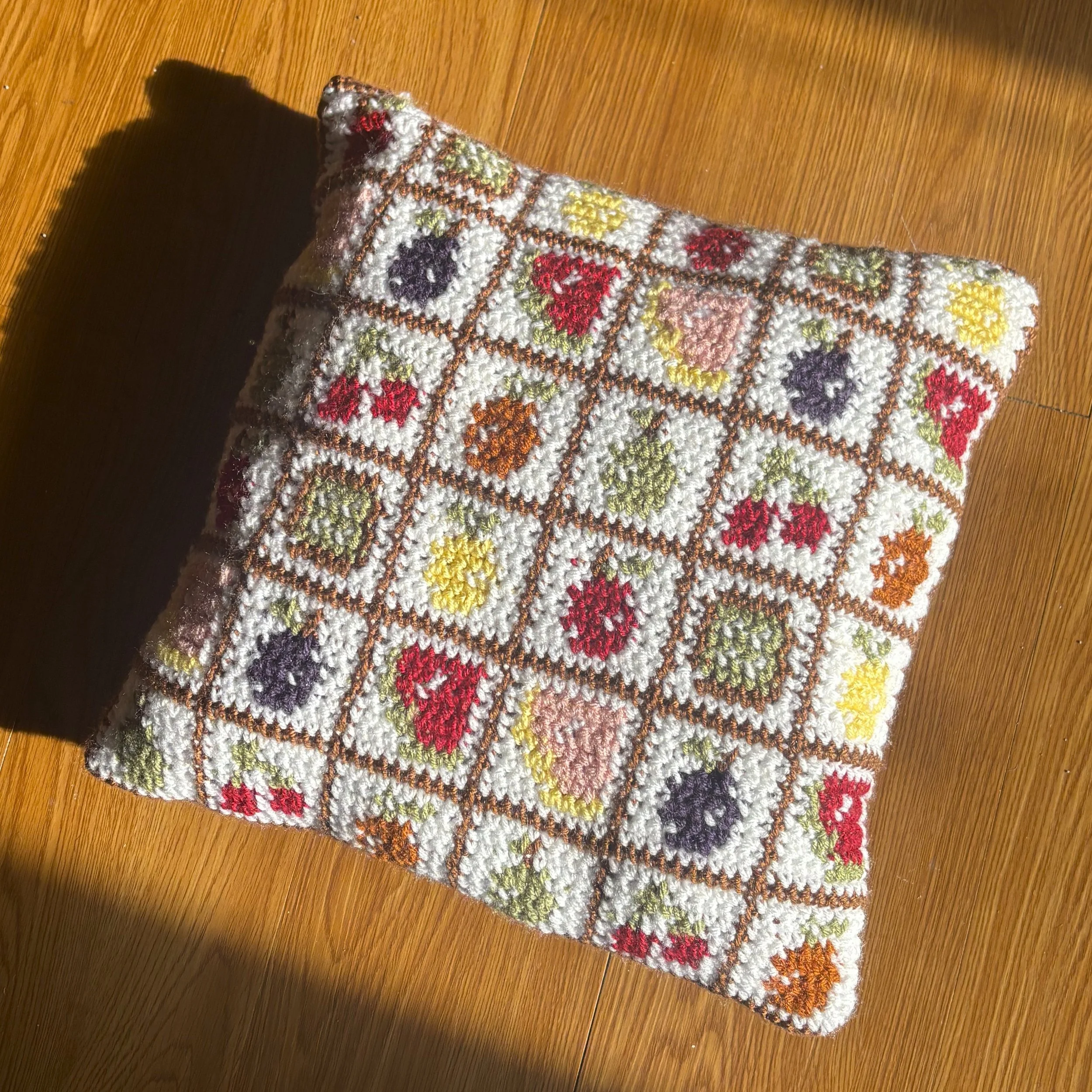 Fruit Basket Pillow — Beginner-Friendly Crochet Pattern for Cute Variety Picnic Cushion