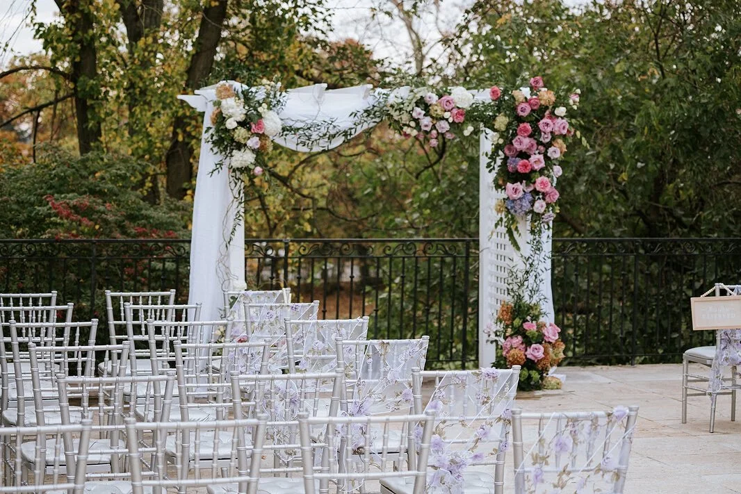 Purplesque wedding arch at @mulinoslakeisle . We love a fall/outdoor wedding.