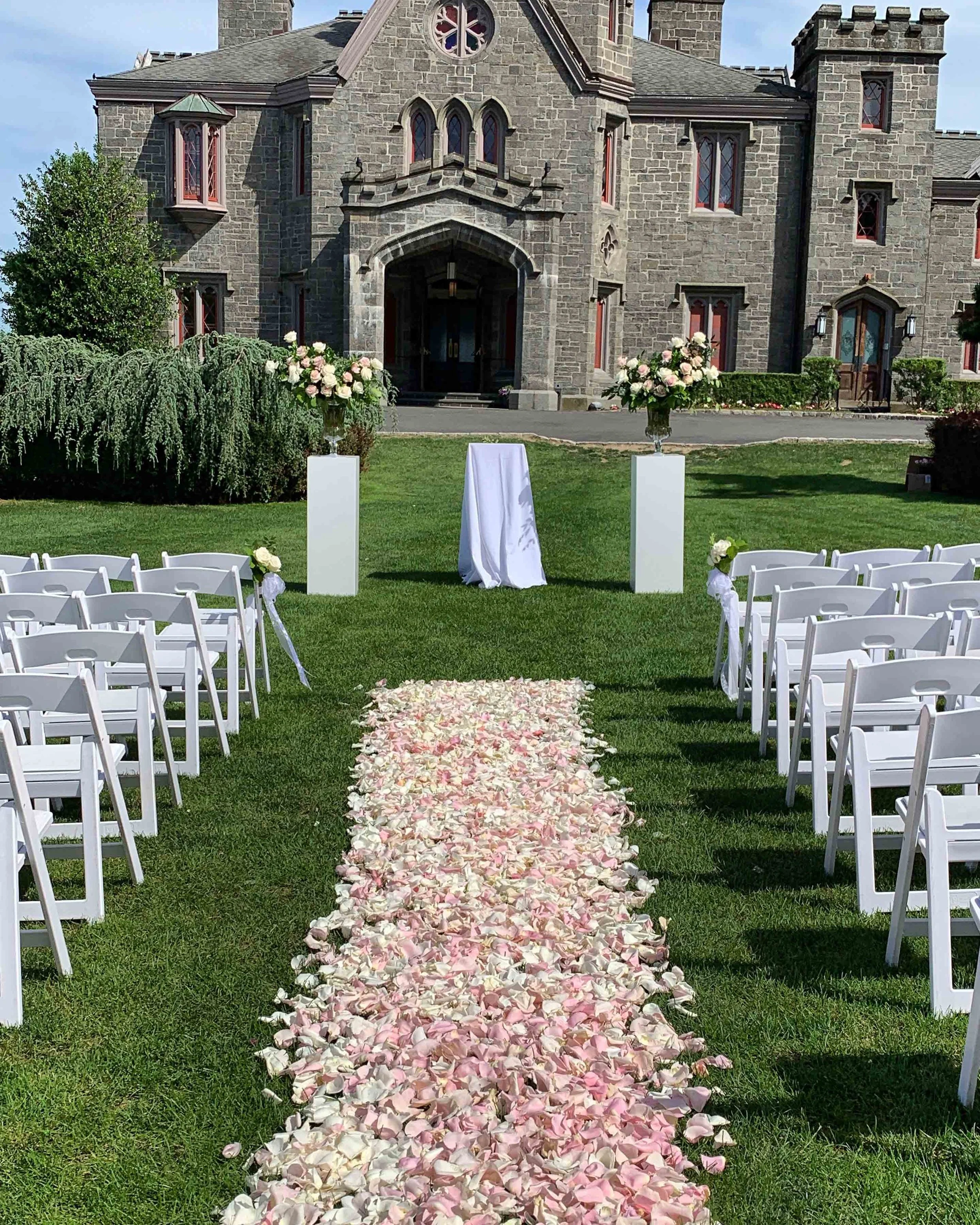 Whitby-Castle-Wedding-Bouquet-Florist3.jpg