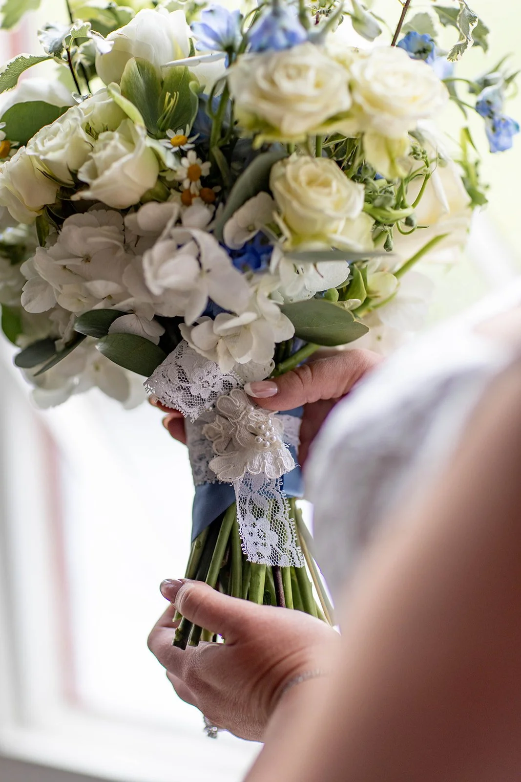 whitby-castle-wedding-florist-bow-and-rose-21.jpg