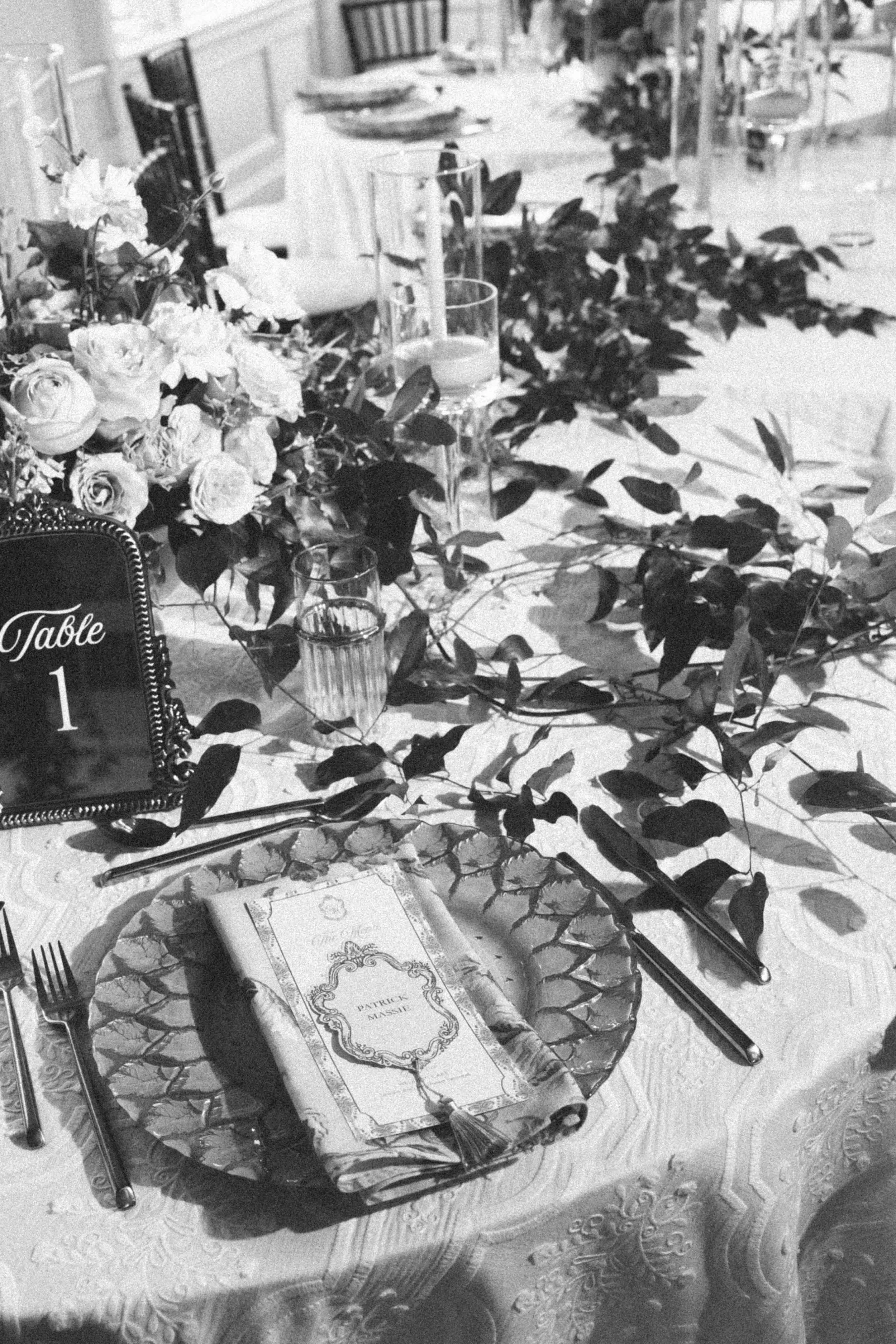 Wedding-Whitby-Castle-Florist-Bow-and-rose8.jpg