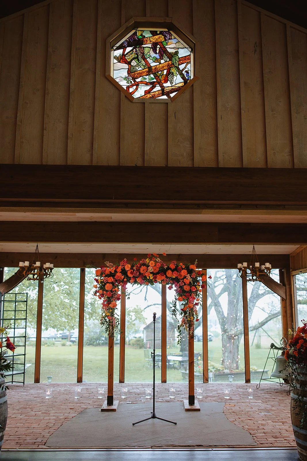 Red-Maple-Vineyard-Bow-And-Rose-Floral30.jpg