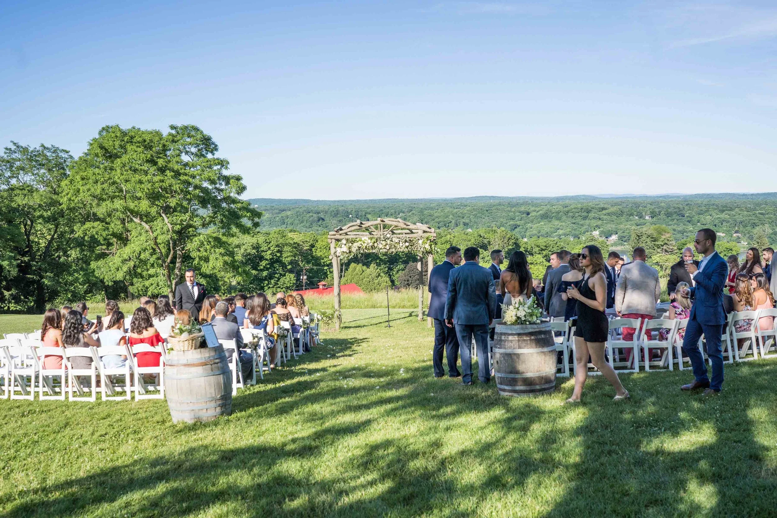 Red-Maple-Vineyard-Wedding-Bow-and-Rose25.jpg