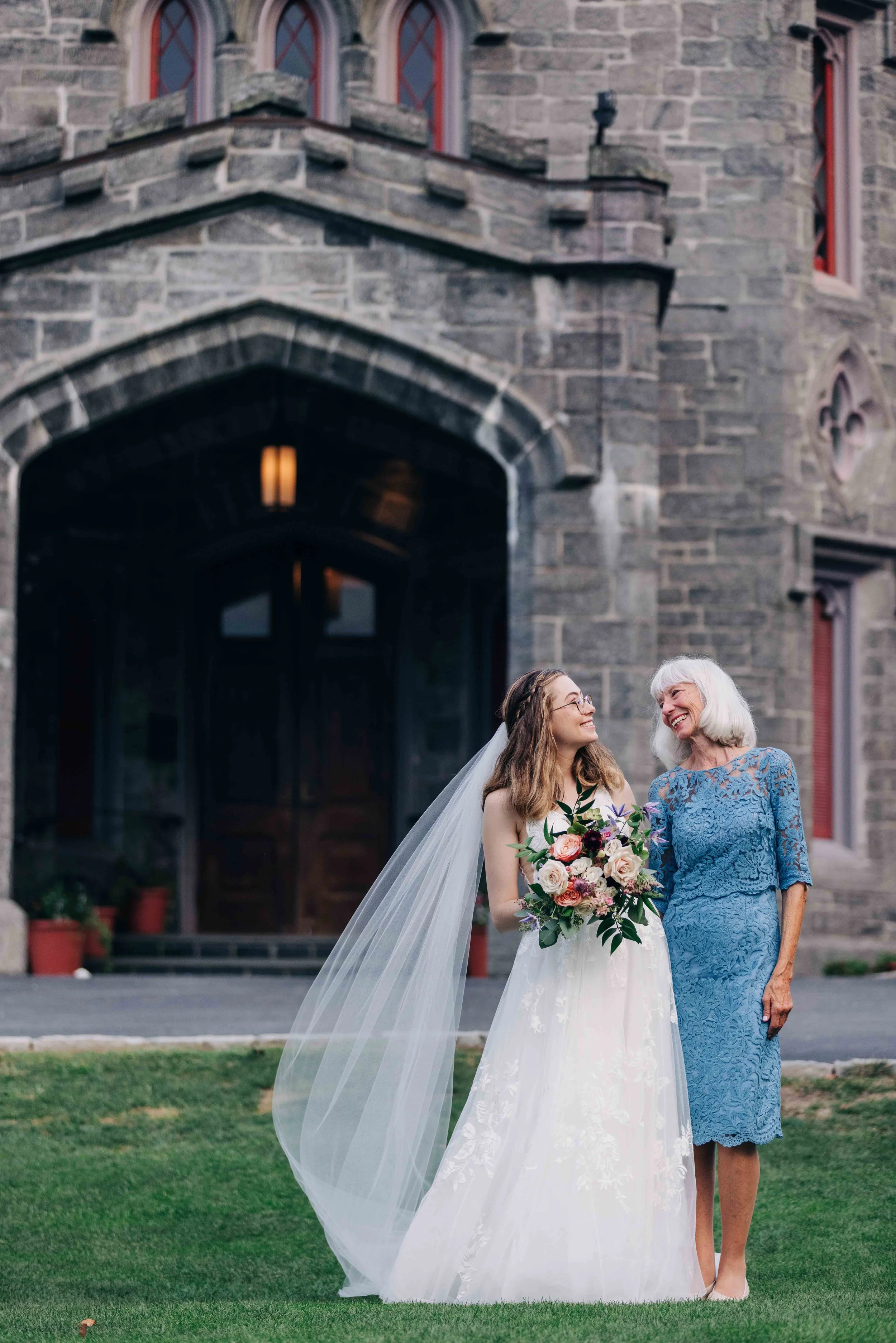 Wedding-Florist-Bow-And-Rose-Whitby-Castle-42.jpg