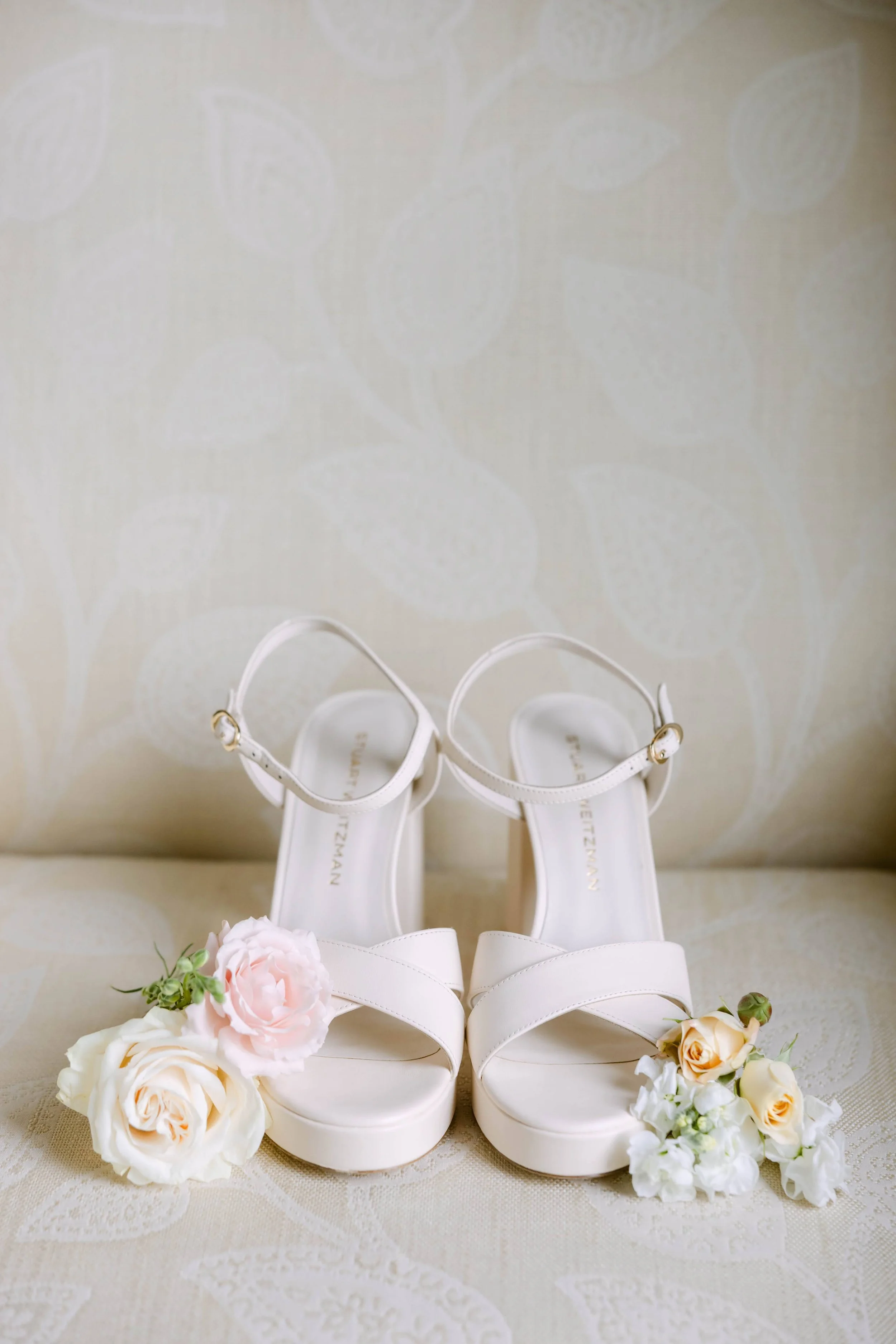 Wedding-Florist-Bow-And-Rose-Whitby-Castle-4.jpg
