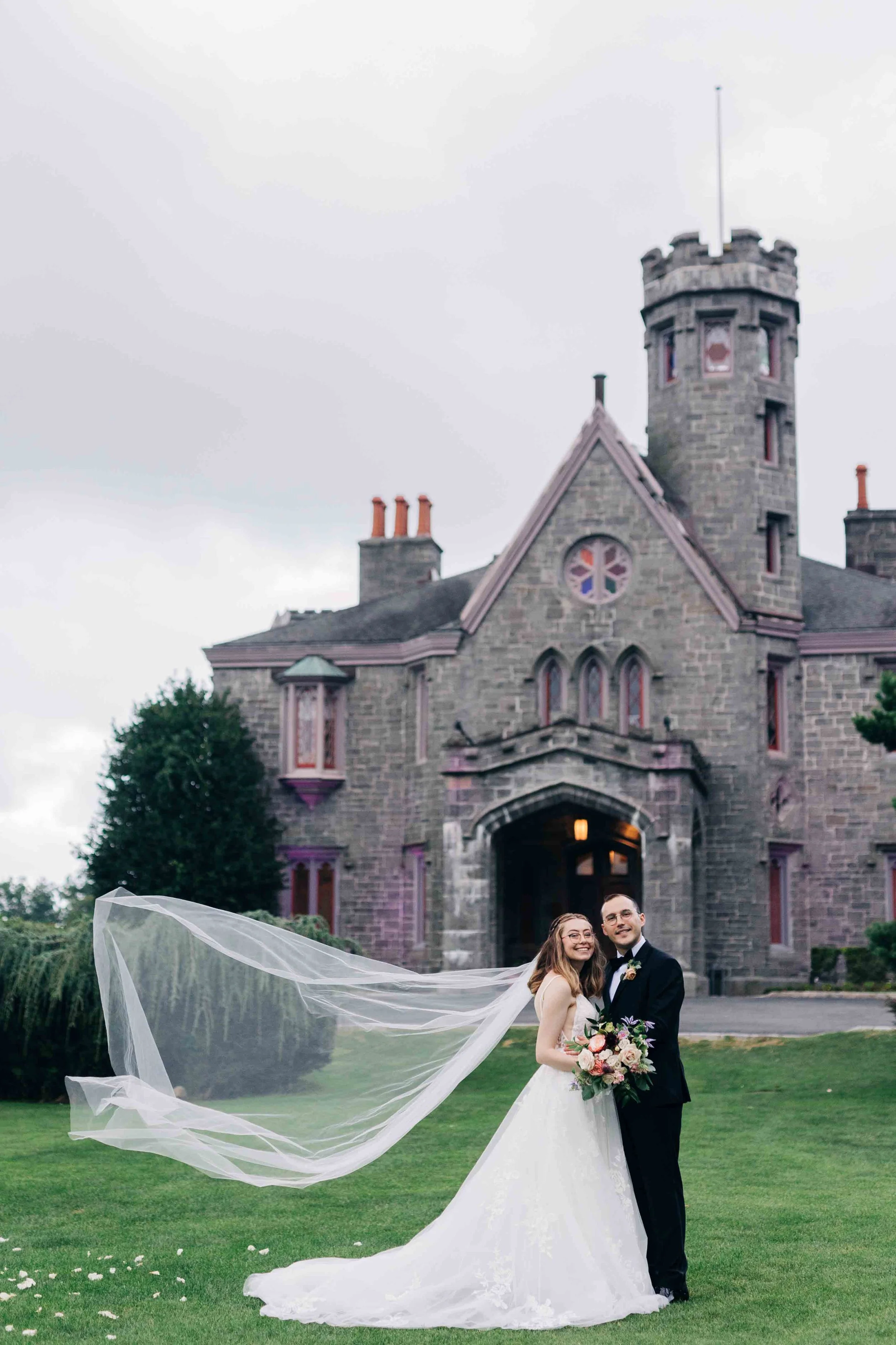 Wedding-Florist-Bow-And-Rose-Whitby-Castle-51.jpg
