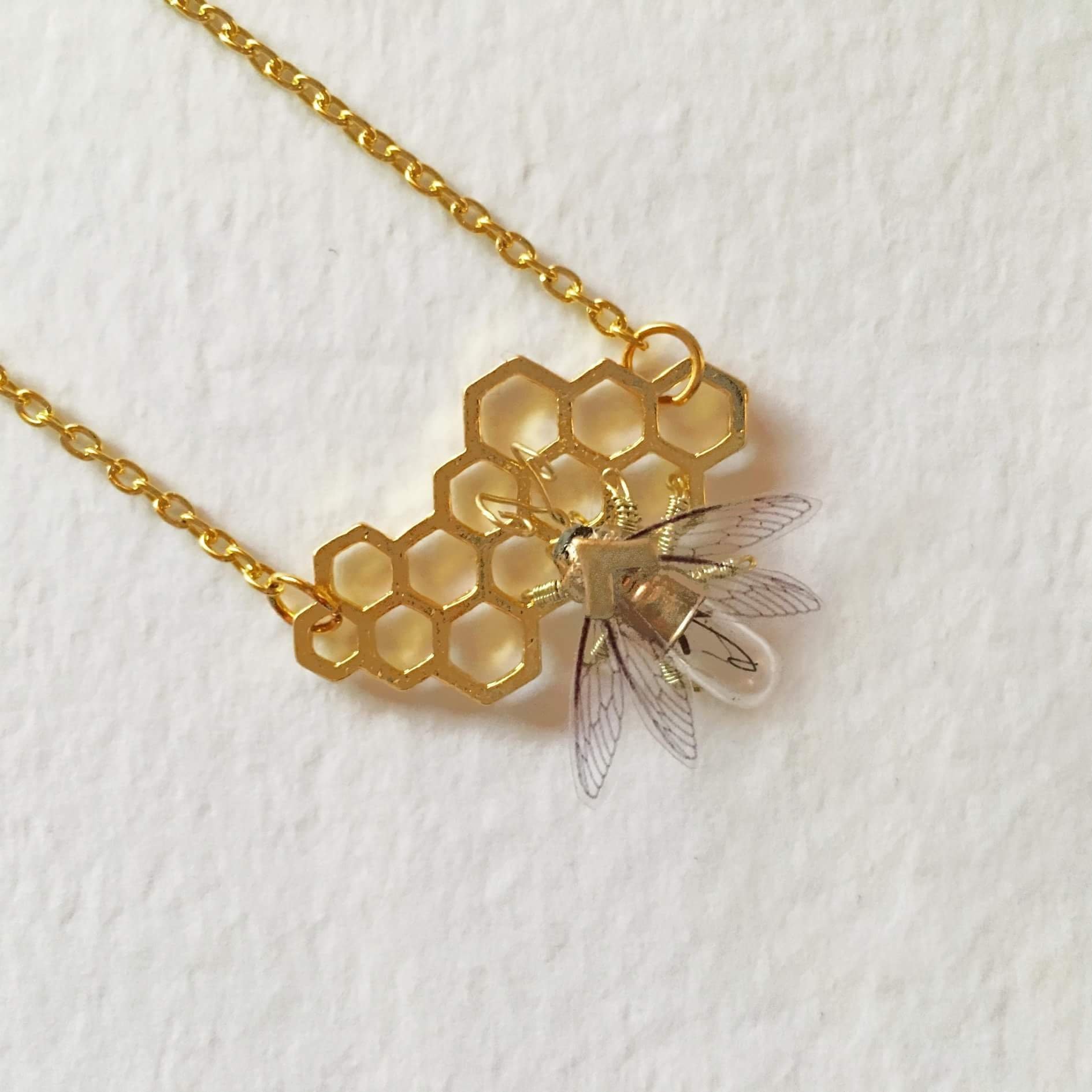 https://i.etsystatic.com/5573902/r/il/c0f701/1574545719/il_fullxfull.1574545719_bia0.jpg