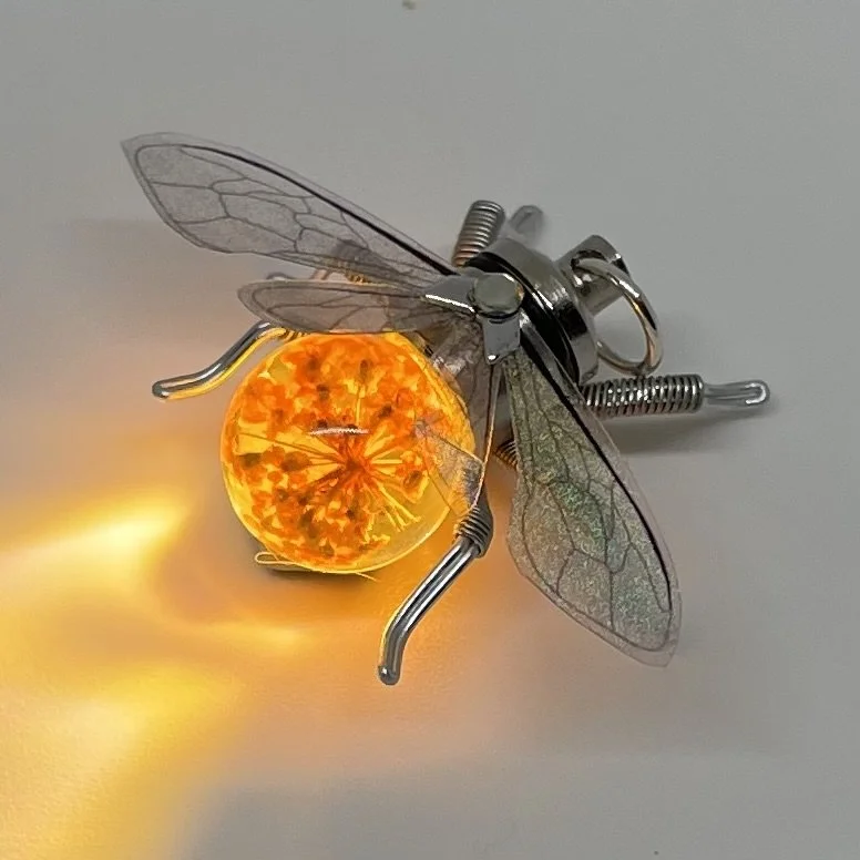 The Tiny Orange Flower Bee Brooch: A Little Dot of Sunshine 