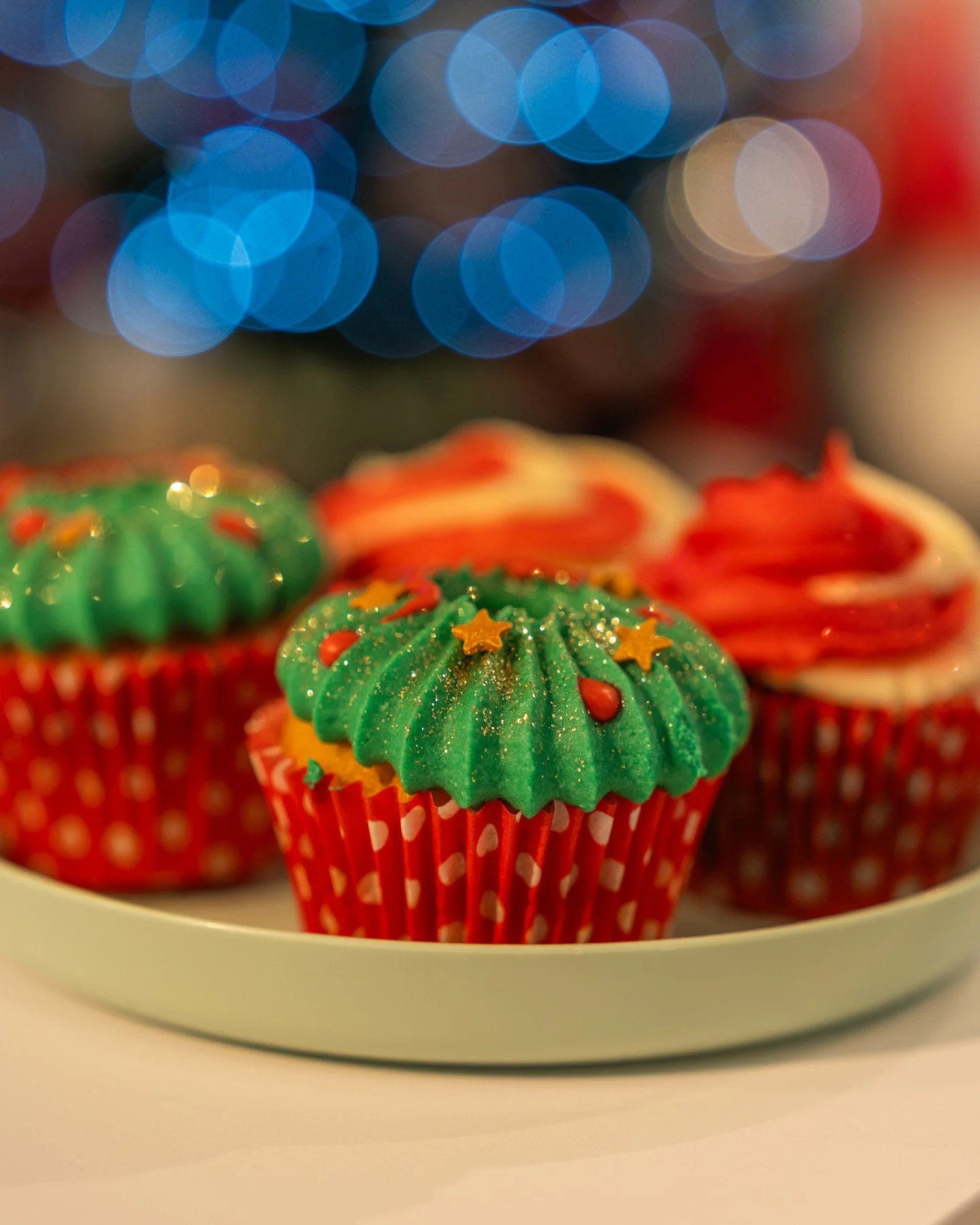 You deserve a break before the big day!⁠
⁠
Make sure to stop by for a pre Christmas day treat 🎁⁠
⁠
Whether it&rsquo;s a warming hot chocolate or one of our shimmering festive bakes, we&rsquo;re here to add a little sparkle to your holiday prep 💫