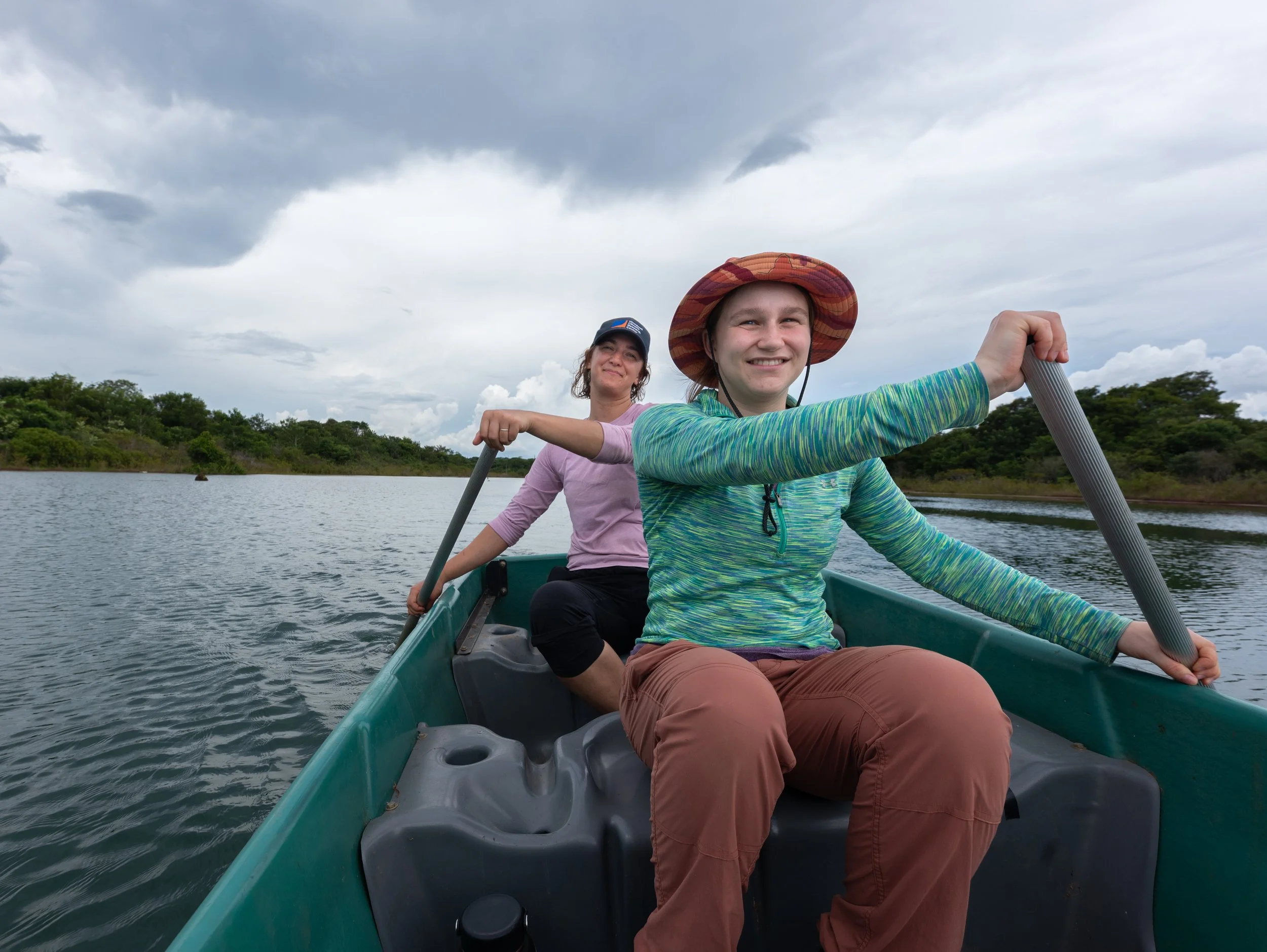 Tanguro Abra Zoe paddling.jpg