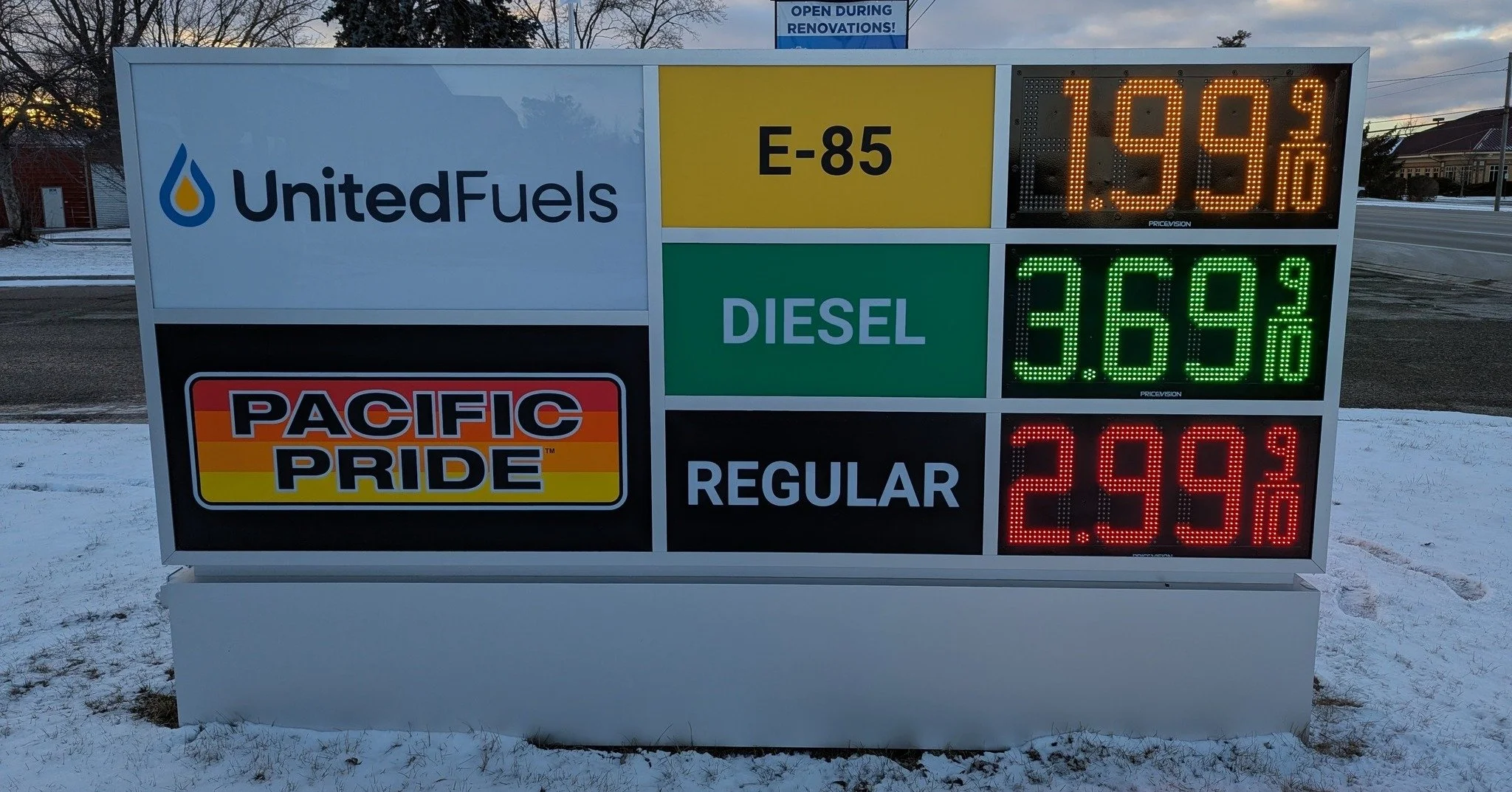 We recently completed another project for Pacific Pride which was a big upgrade! 

This one features a SignComp double-sided aluminum extrusion body monument sign with white LED illuminated faces.

The existing sign was removed, and the steel pole wa