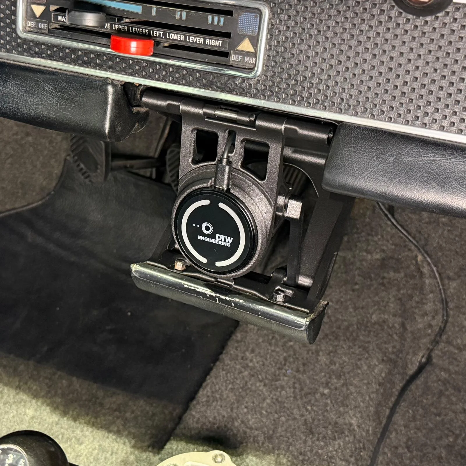 Smartphonehalter Porsche F- und G-Modell Handyhalter DTW Engineering 1.jpg
