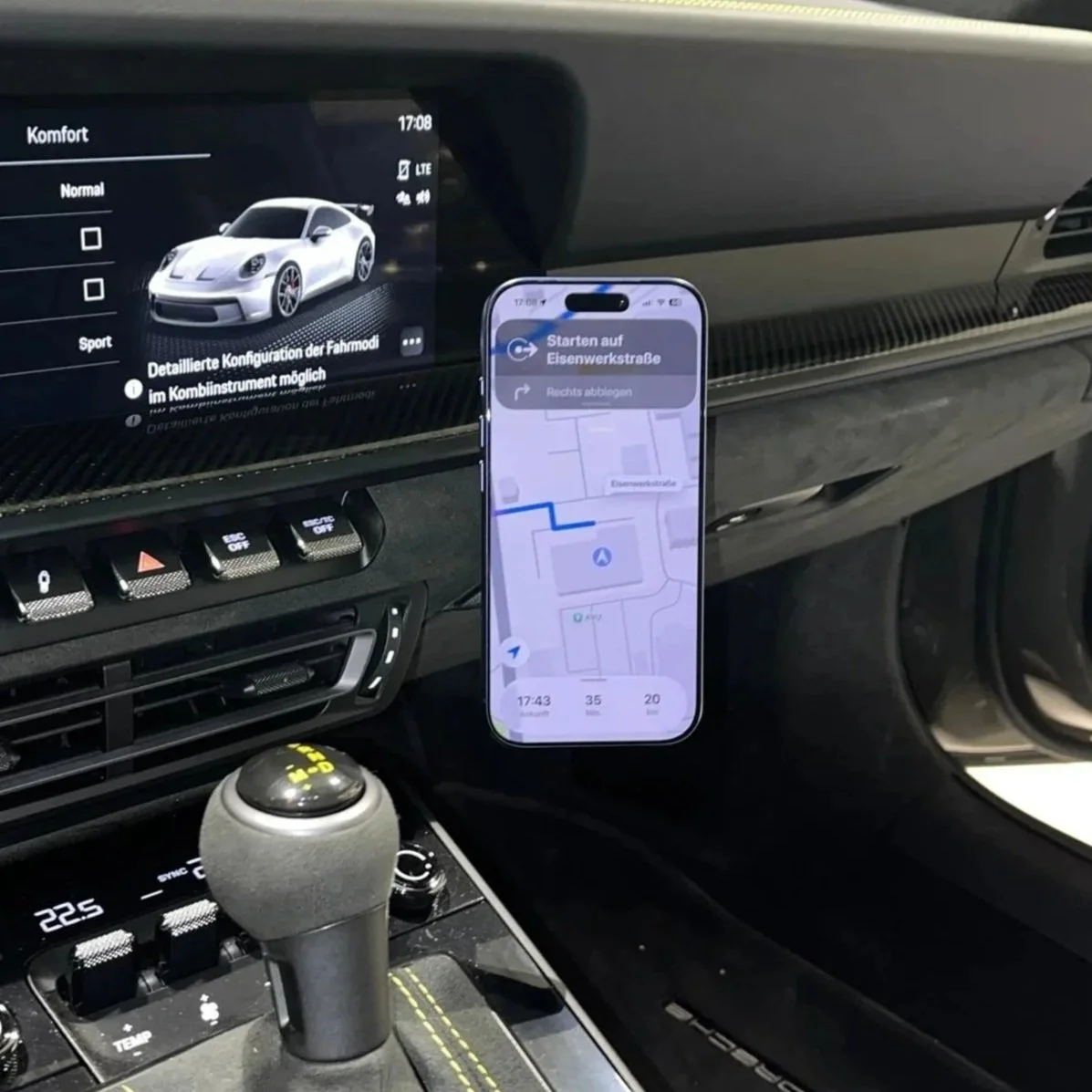 Smartphonehalter%2BPorsche%2B992%2BHandyhalter%2BDTW%2BEngineering%2B4.jpg