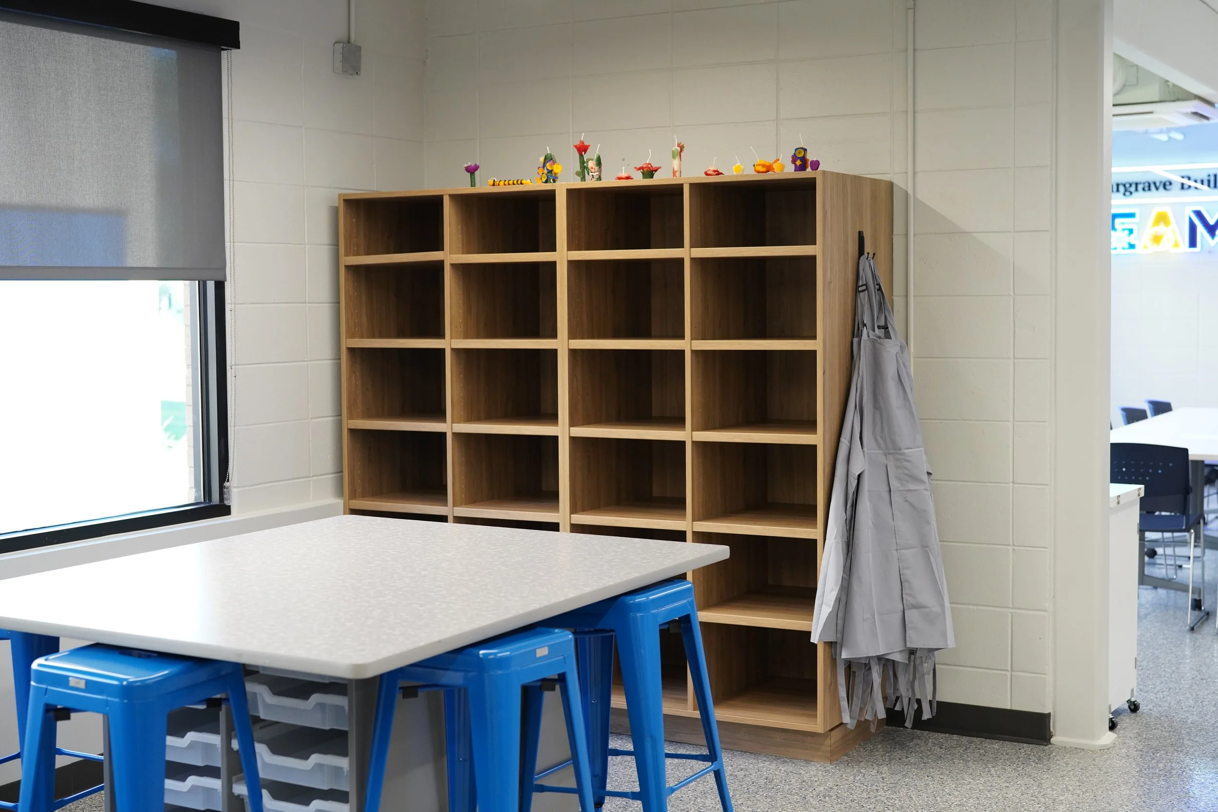 B&G CLUB - TUSCANY - BOOKCASE - ADJUSTABLE SHELVES - STORAGE 6.JPG