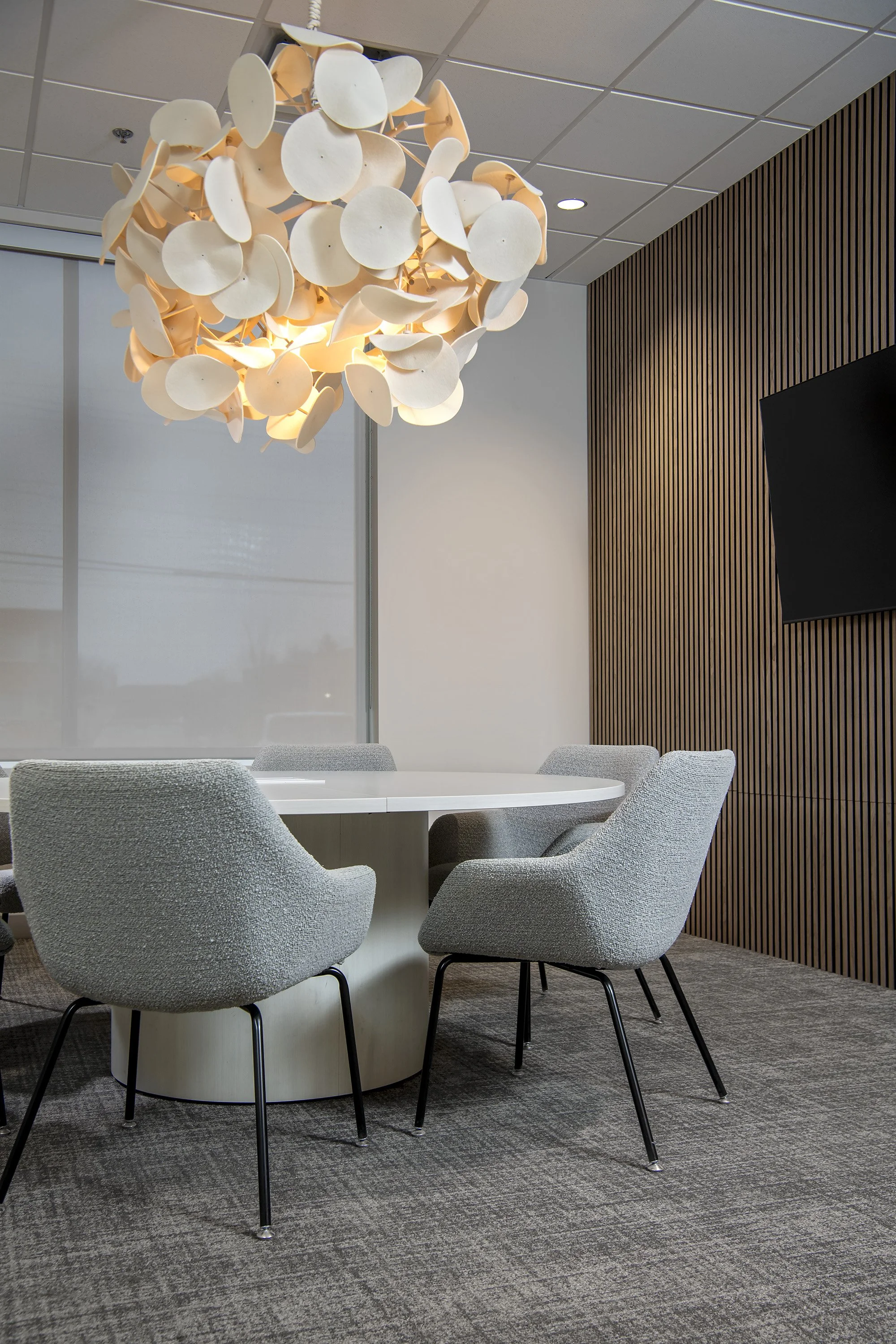 PURES FOOD - CIRCLE CONFERENCE TABLE - ORGANIC CEILING LIGHT (2).jpg