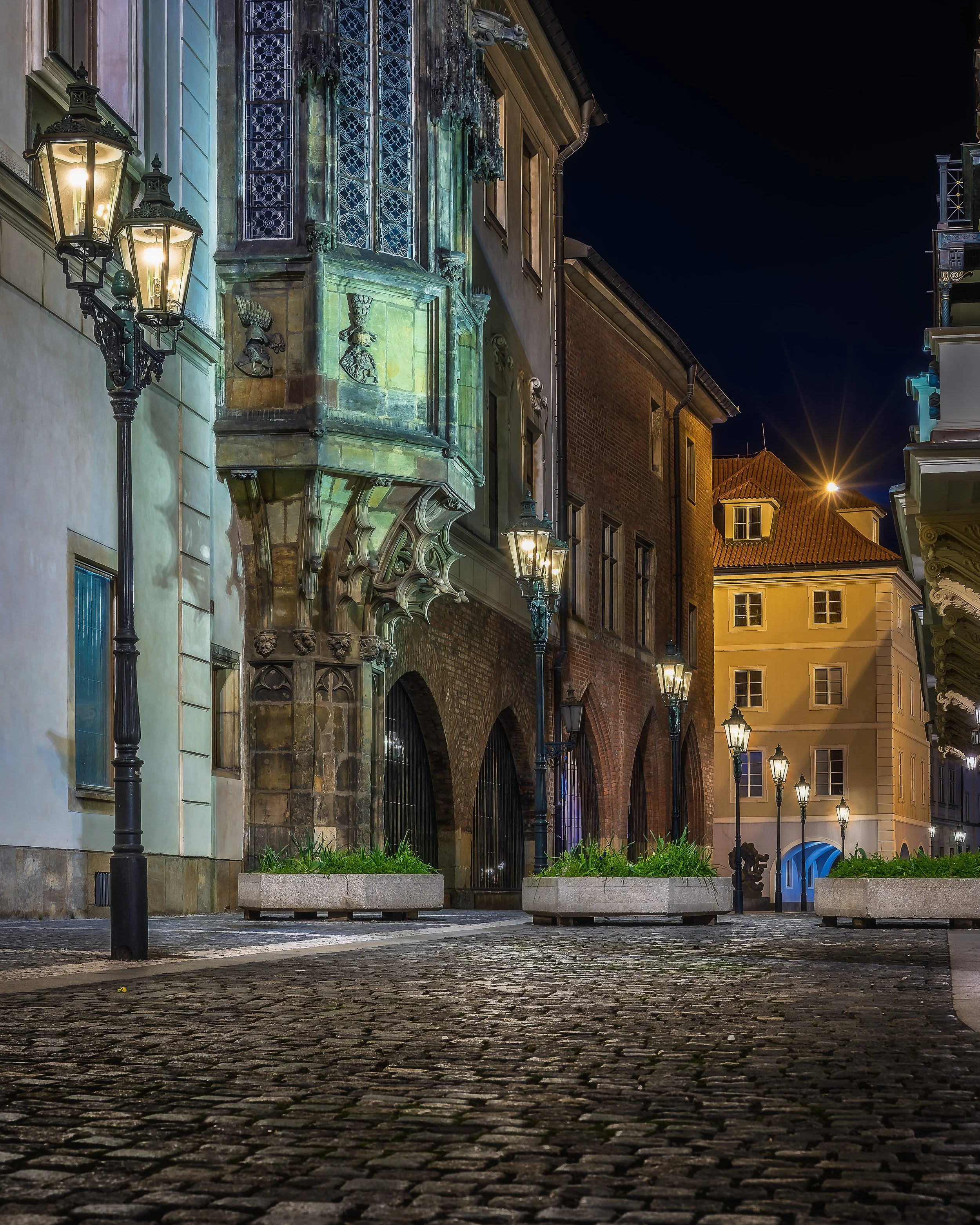 Old Town, Prague, 0,5 sec at f / 9 ISO 100, 47 mm