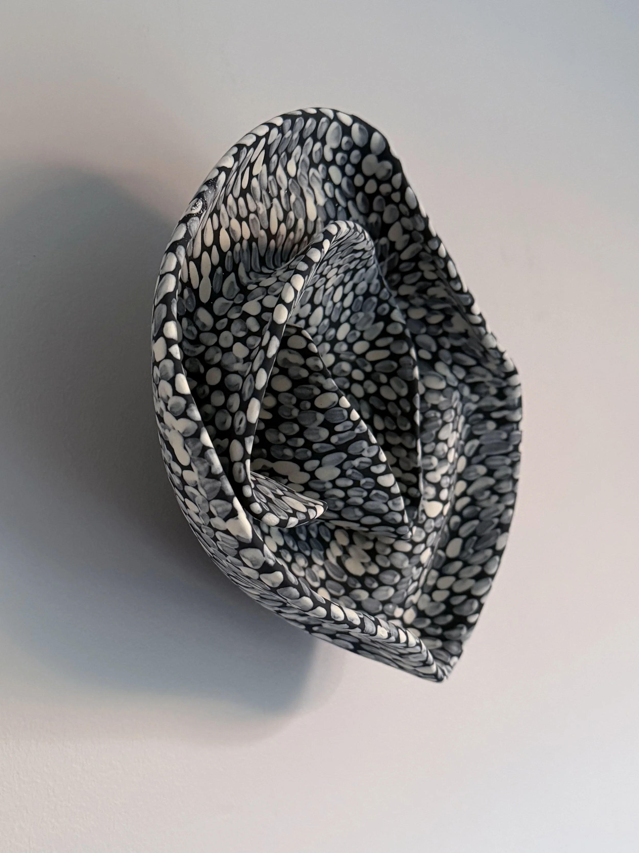 Mochrome Silk 05.jpg