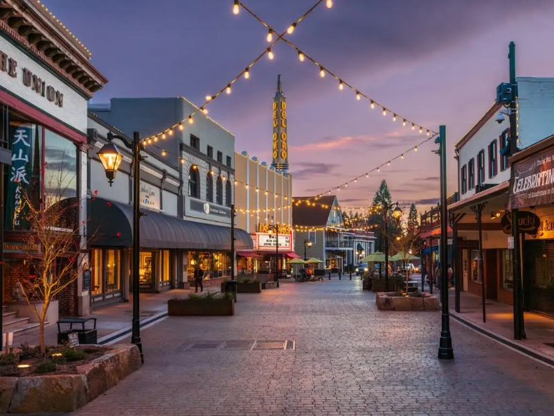Grass valley's main street where Legal Photocopy Services helps local lawyers with litigation and records retrieval