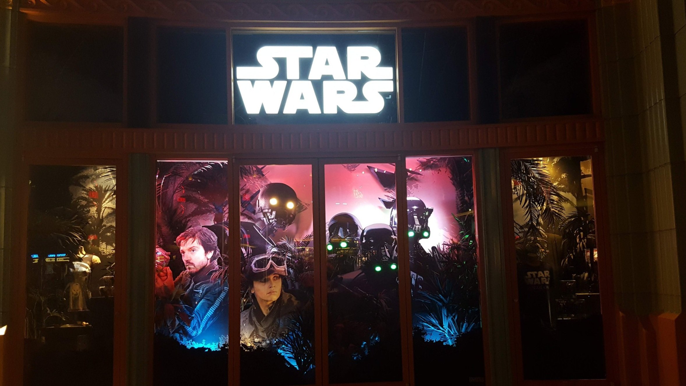 Star Wars Window Display Components