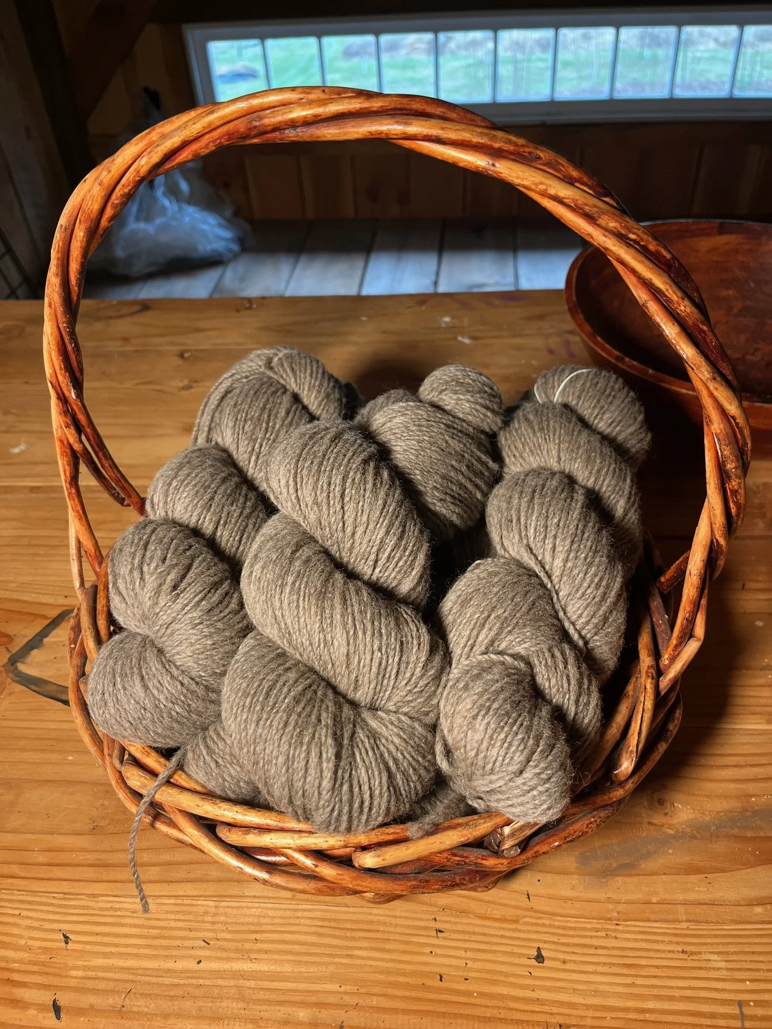 Bulky weight Romney yarn, natural beige, 4 oz. skein